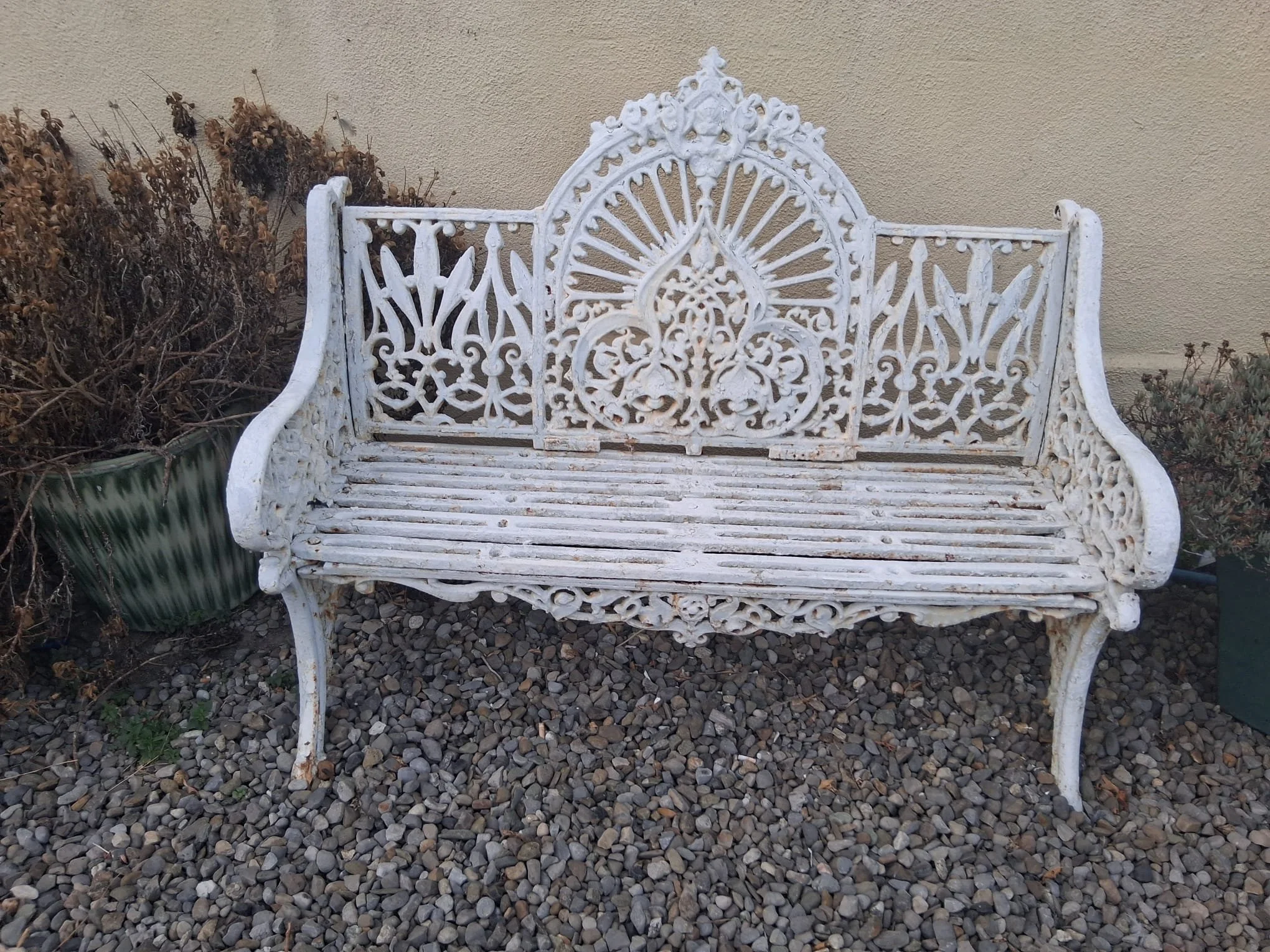 Cast iron peacock fan garden seat