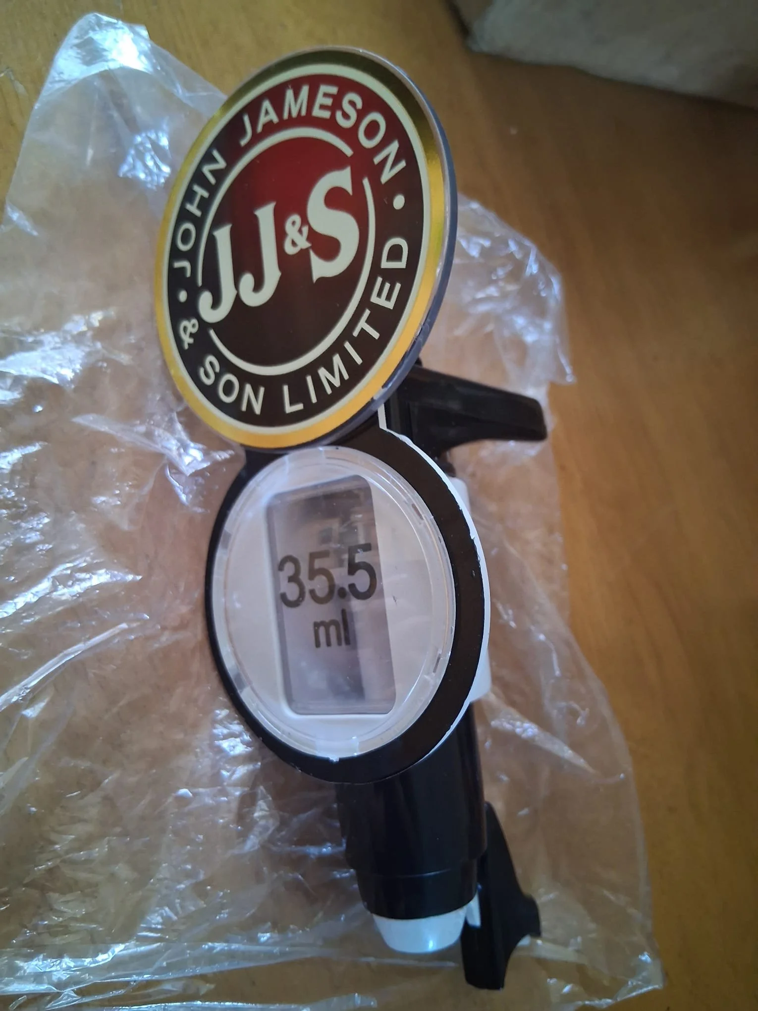 Brand new John Jameson and Sons Irish whiskey optic 35.5ml