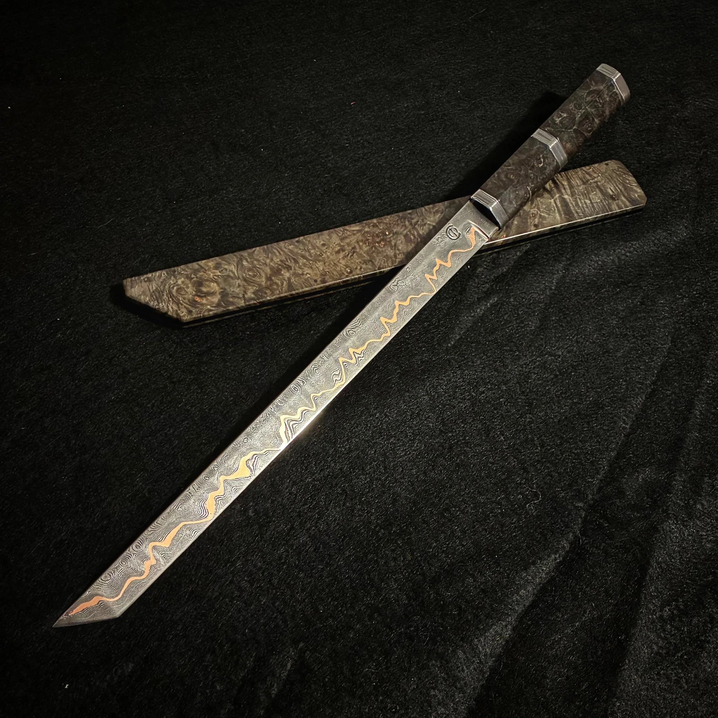 290mm Cu-Mai Damascus, Tanto style Carving knife - Black/Grey Maple Burl