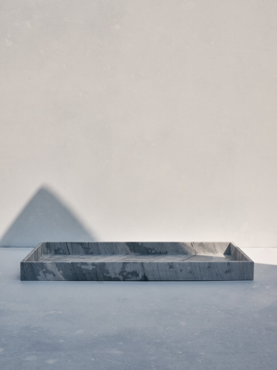 Dareios rectangular tray in special Lais marble