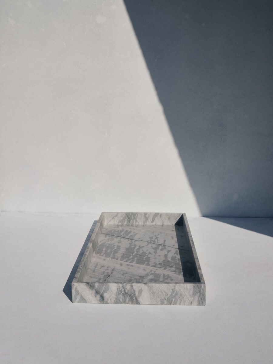 Dareios rectangular tray in special Lais marble