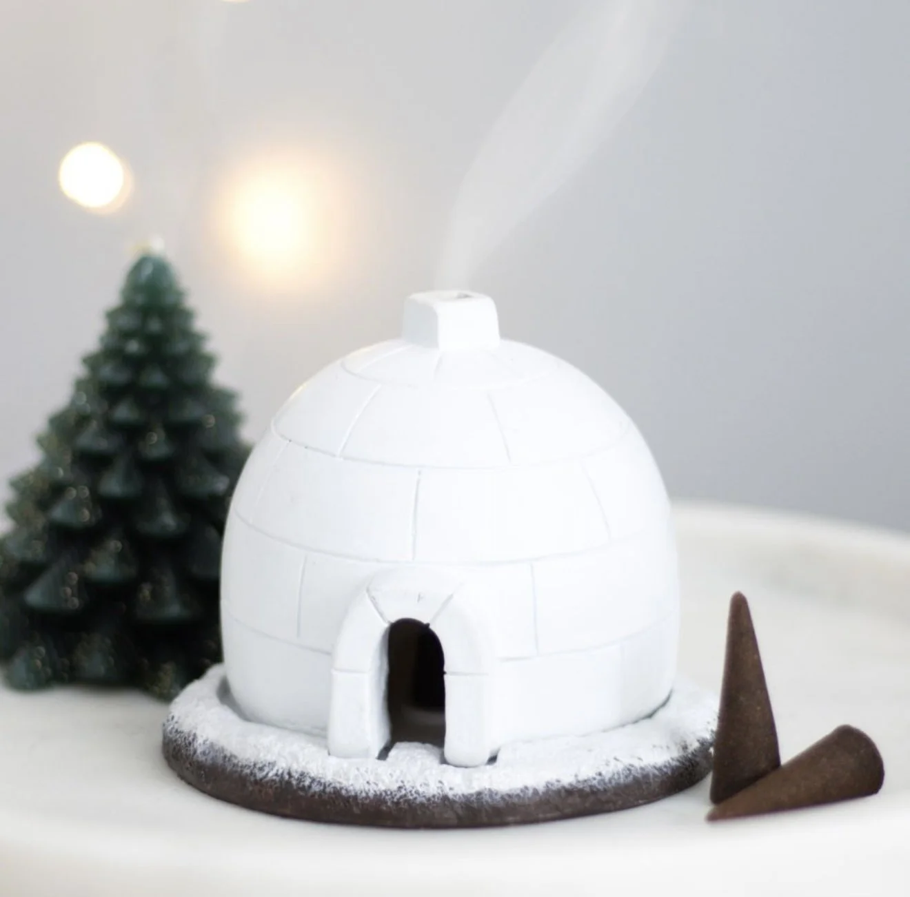 Igloo incense burner