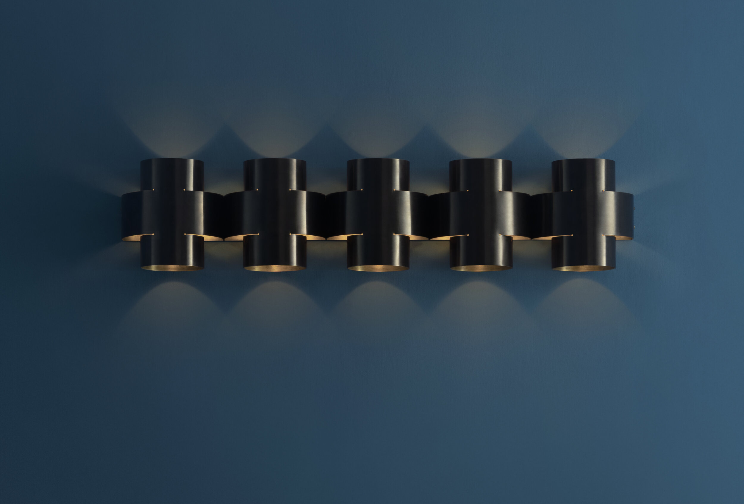 PM_Plus5_burntbrass_blue.jpg