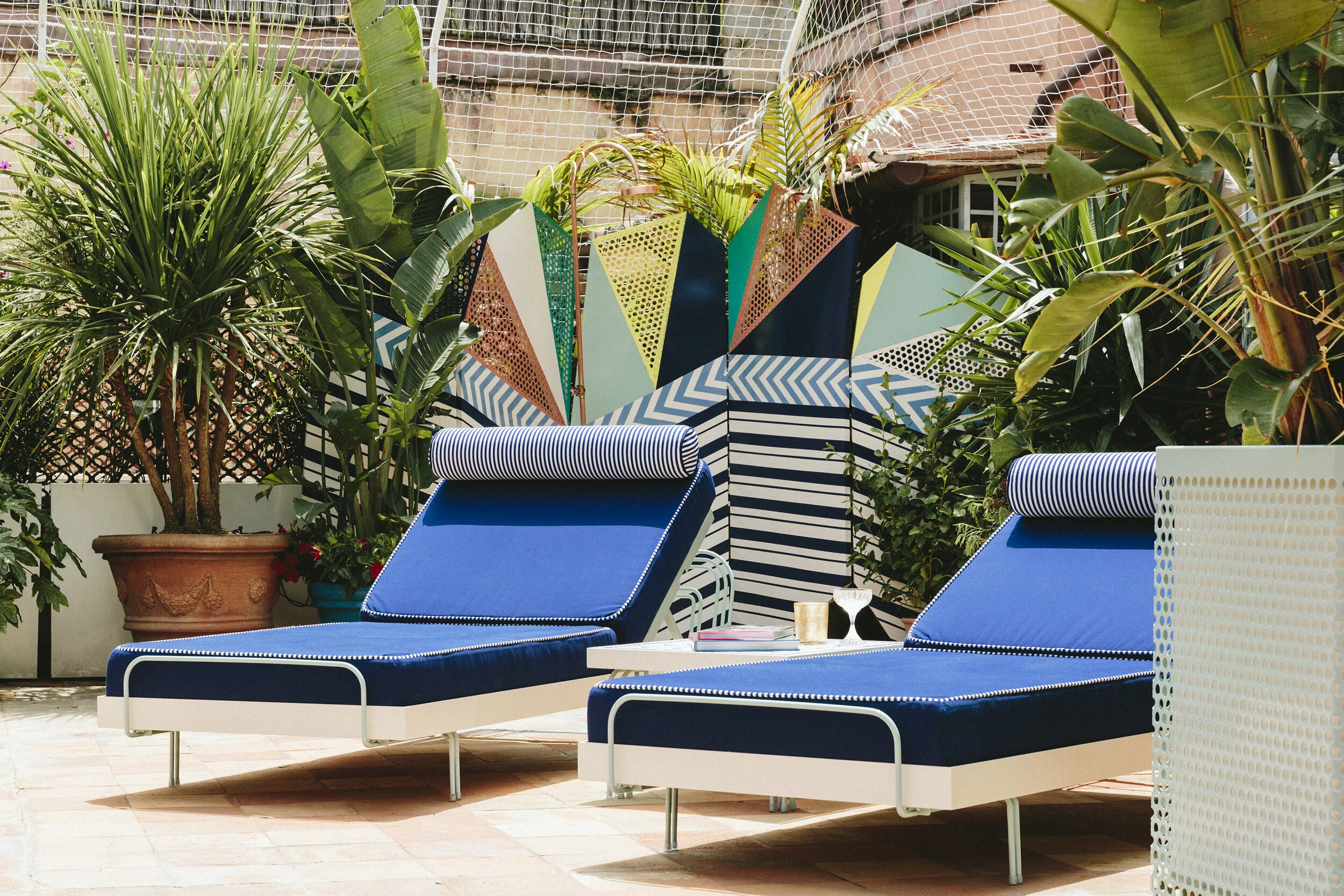 Roma Screen - DEREK CASTIGLIONI  