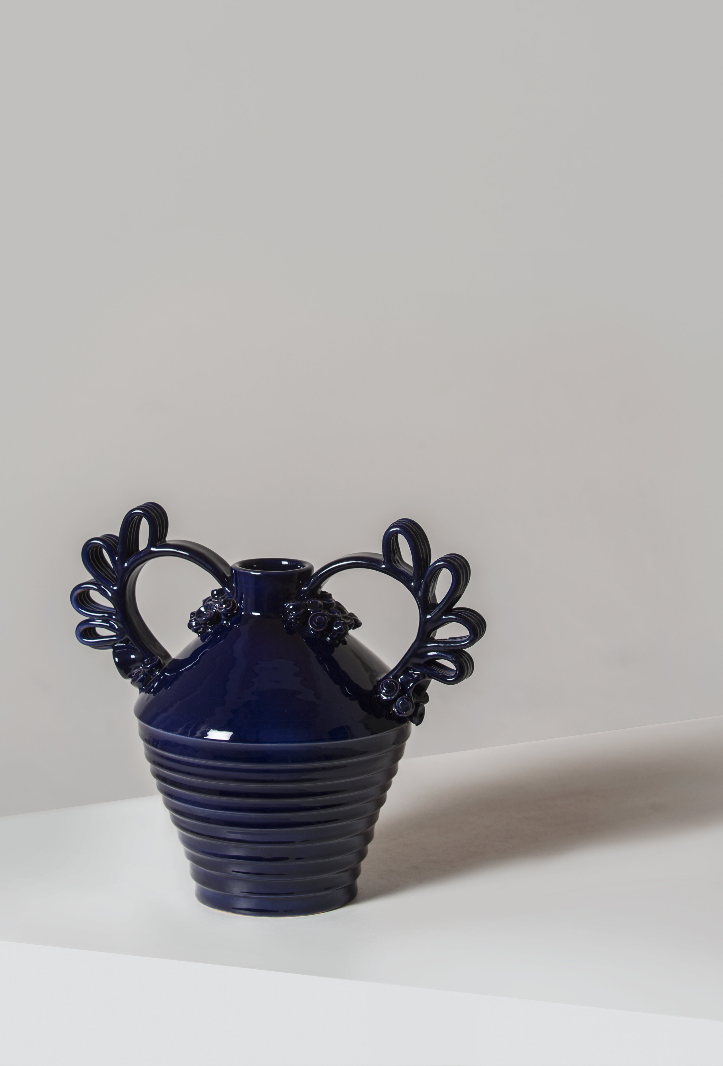 Tunda Vase designed by Valentina Cameranesi, made by Walter Usai for Pretziada_blue.jpg
