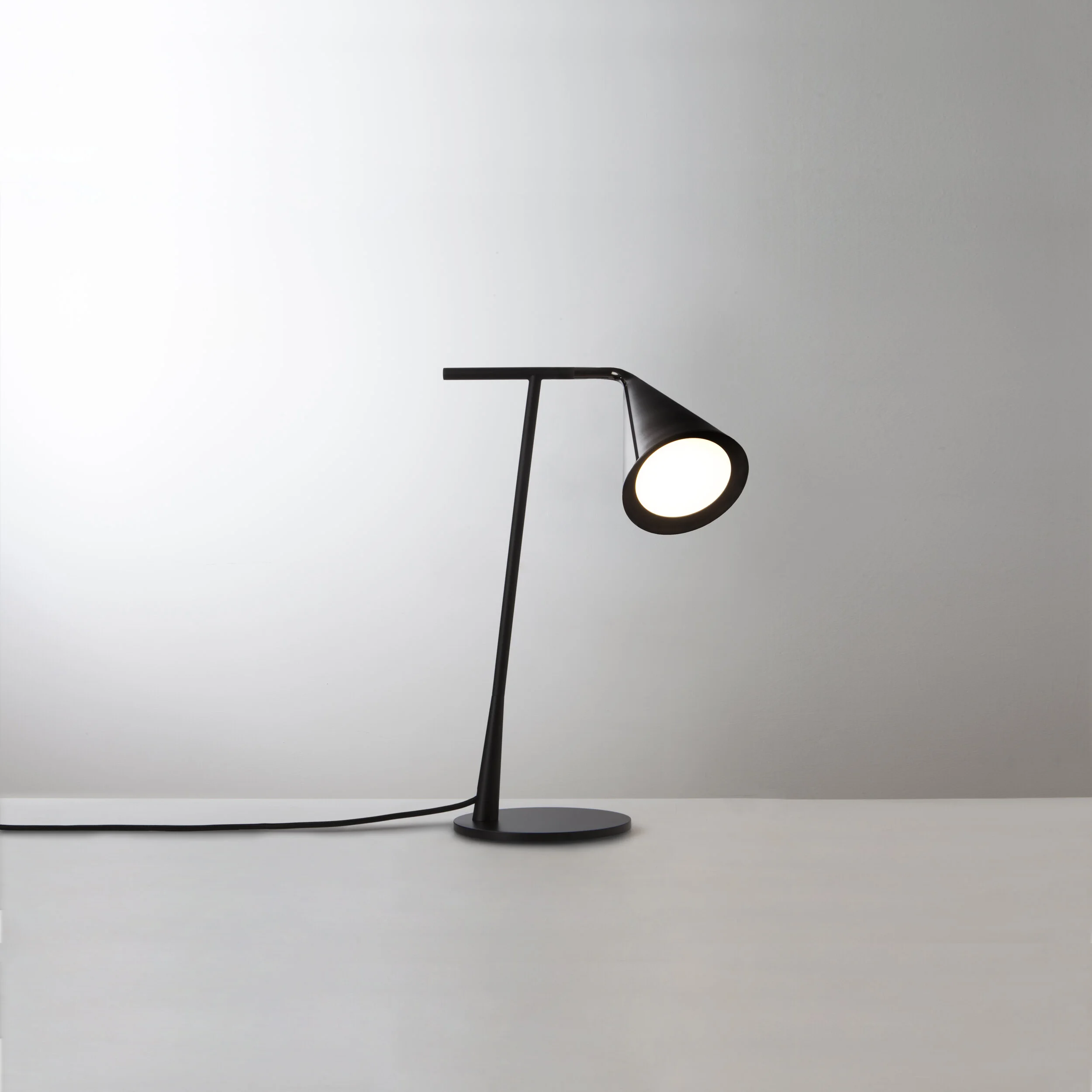 Gordon Table Light