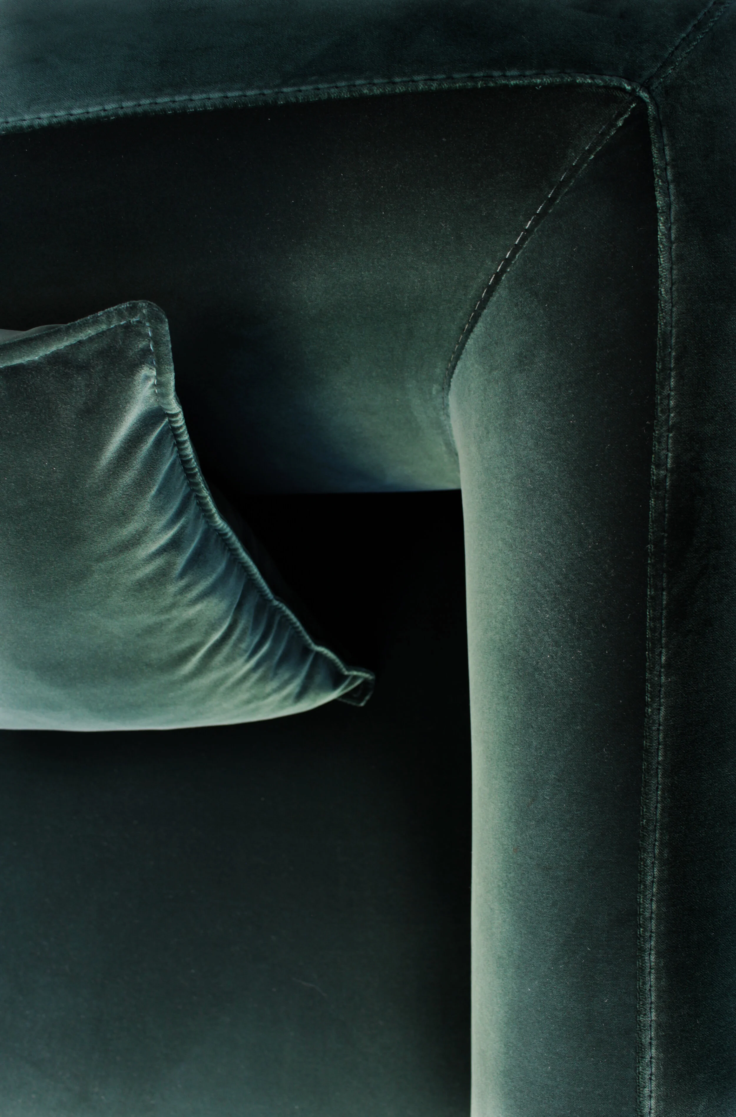 Jacob Armchair - Detail 1.jpg