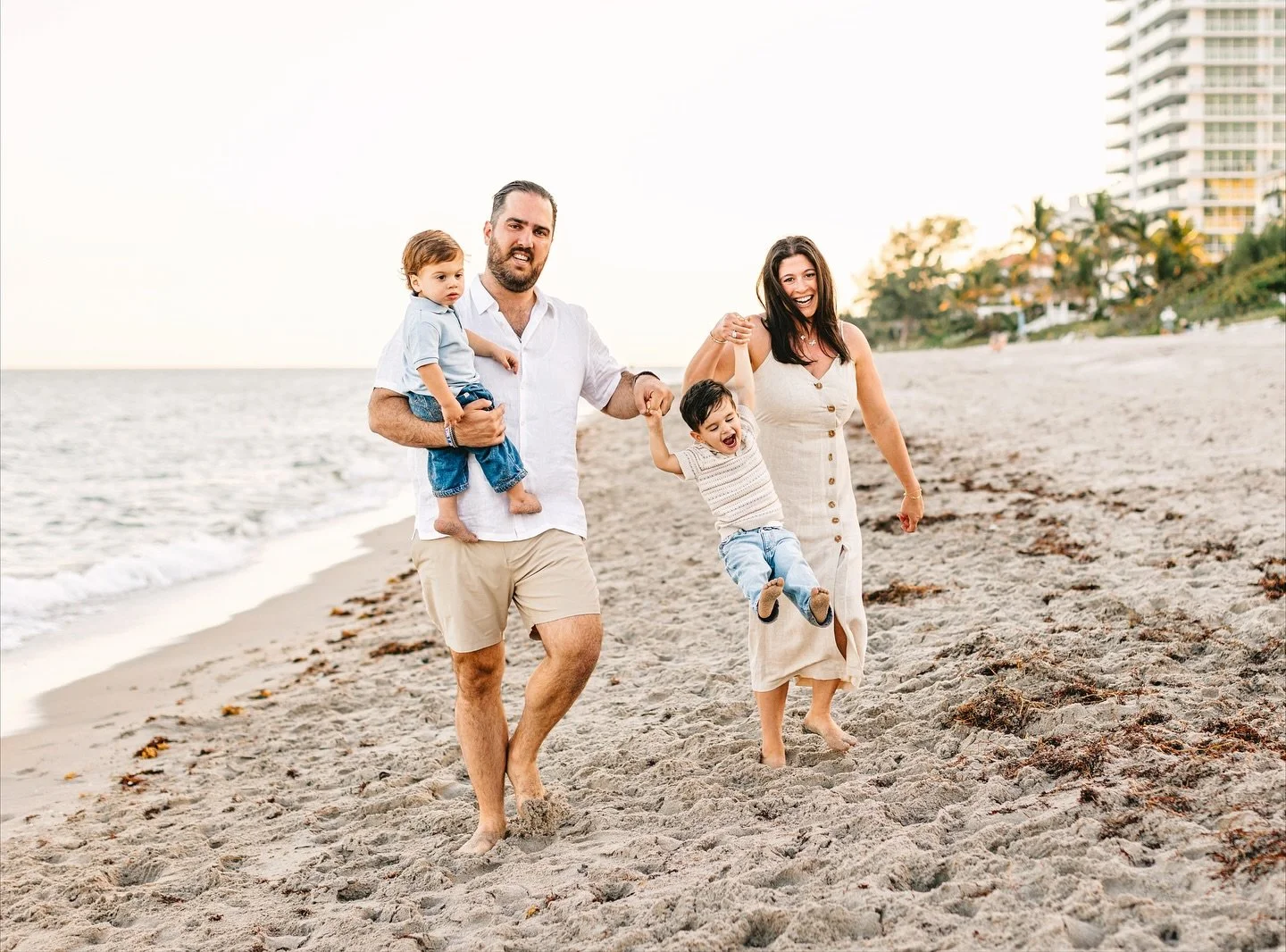 Heading into Thanksgiving feeling full. 🍂

This season flies&hellip; sessions back-to-back, sand everywhere, kids running wild (my cardio for the year 😂). But every family I get to photograph reminds me why I love this work so much.

I&rsquo;m real