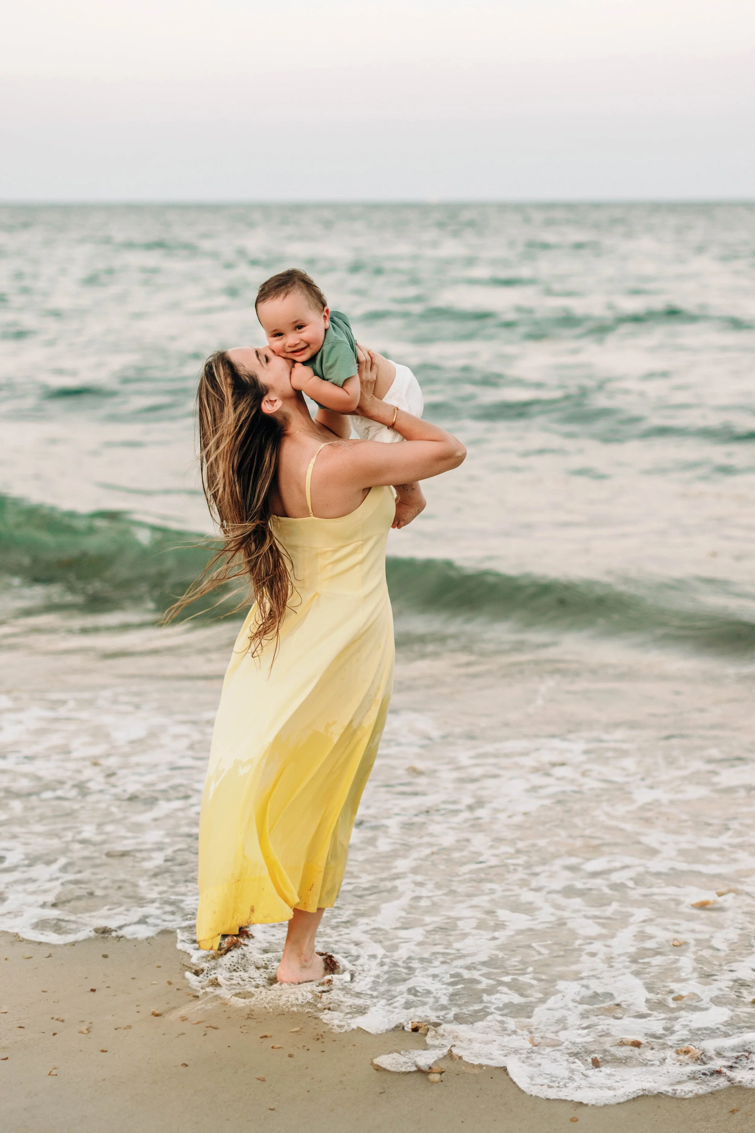 south-florida-family-portraits-beach-11.JPG