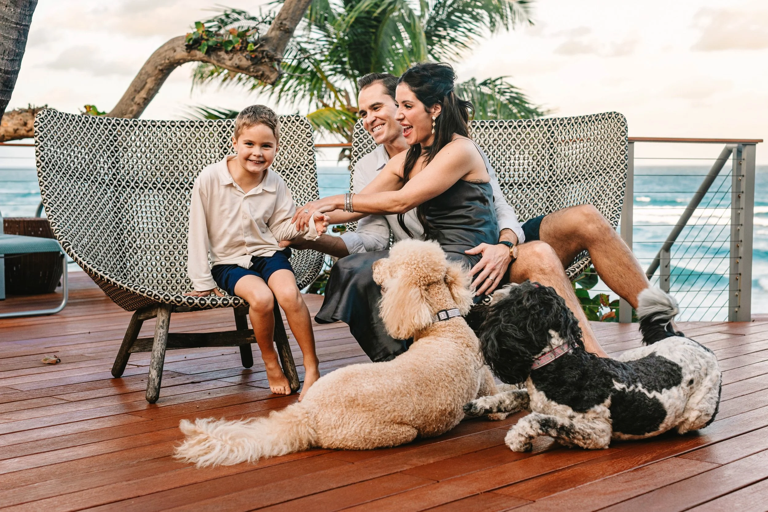 How I Create Natural, Relaxed Family Photos in Delray Beach
