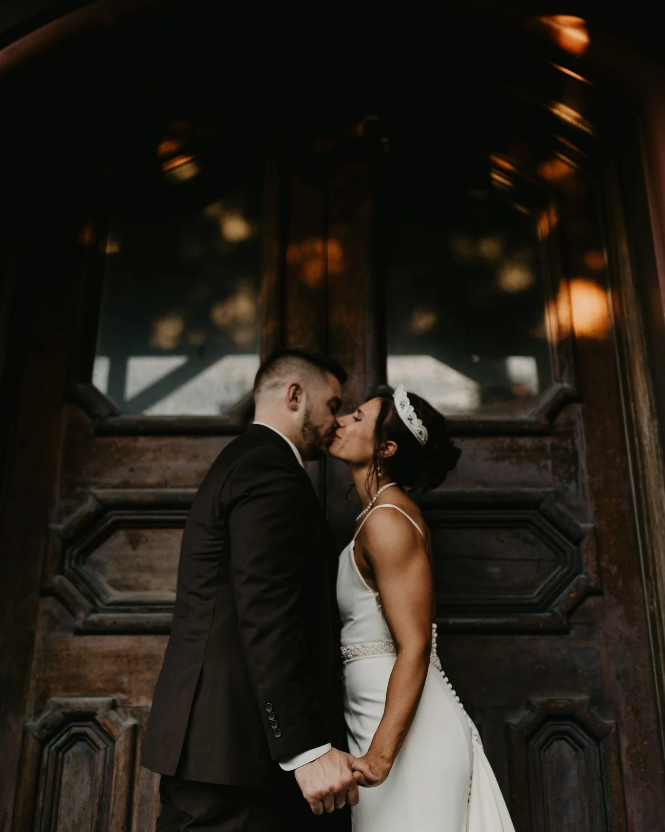 Oh so thankful for you! 🤩❤️

Bride: @tt.does.life 
Photographer:@firstlookphoto 
Hair &amp; makeup:@truonpark 
.
.
.
#delandhouse #interiordesign #eventspace #wedding #upstateny #fairportny #rochester #thisisroc #flowercity #nyweddingvenue #theknot 