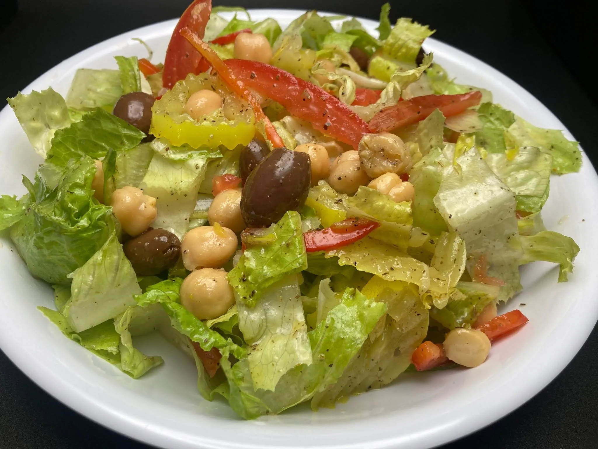 the salads at main &amp; vine are delicious and so fresh! 🥗🤩

open every wednesday - saturday 4pm-10pm!
.
.
.
#mainandvine #rochester #thisisroc #fairportny #outdoorspace #flowercity #cheers #winebar #girlsnight #foodie #restaurant #wineenthusiast 