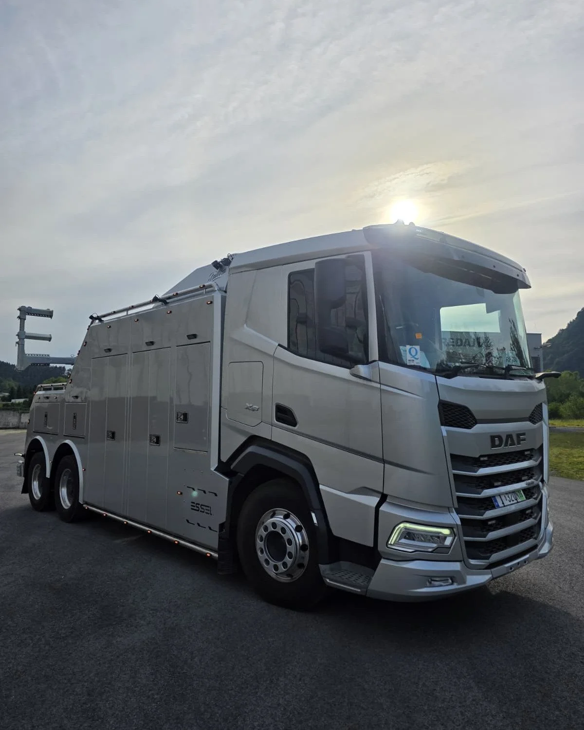 🇬🇧 𝗘𝗦𝗦𝗘𝗟 𝗖𝗶𝘁𝘆𝗥𝗘𝗫 | 𝗗𝗔𝗙 𝗖𝗵𝗮𝘀𝘀𝗶𝘀 🚛
Compact, powerful and built for demanding urban recovery operations. 💪🏙️
For more information, click here ⏩ https://www.essel.sk/cityrex

🇸🇰 𝗘𝗦𝗦𝗘𝗟 𝗖𝗶𝘁𝘆𝗥𝗘𝗫 | 𝗣𝗼𝗱𝘃𝗼𝘇𝗼𝗸 𝗗
