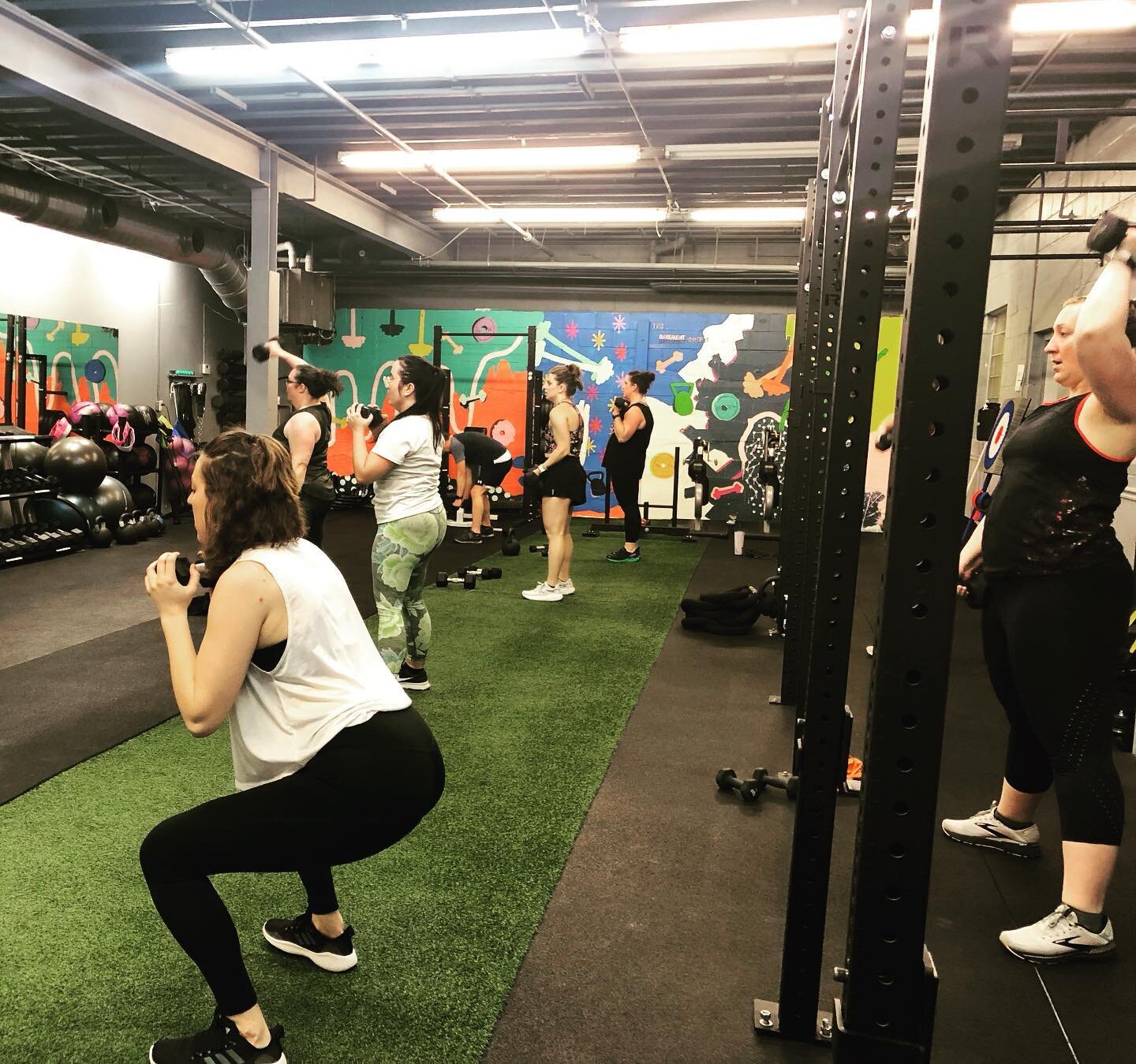 Full Body Friday Express! Great start to the weekend every Friday at 11:30. See you soon! #strong #move #fitness #minneapolisfitness #neminneapolis #nempls #northeastminneapolis