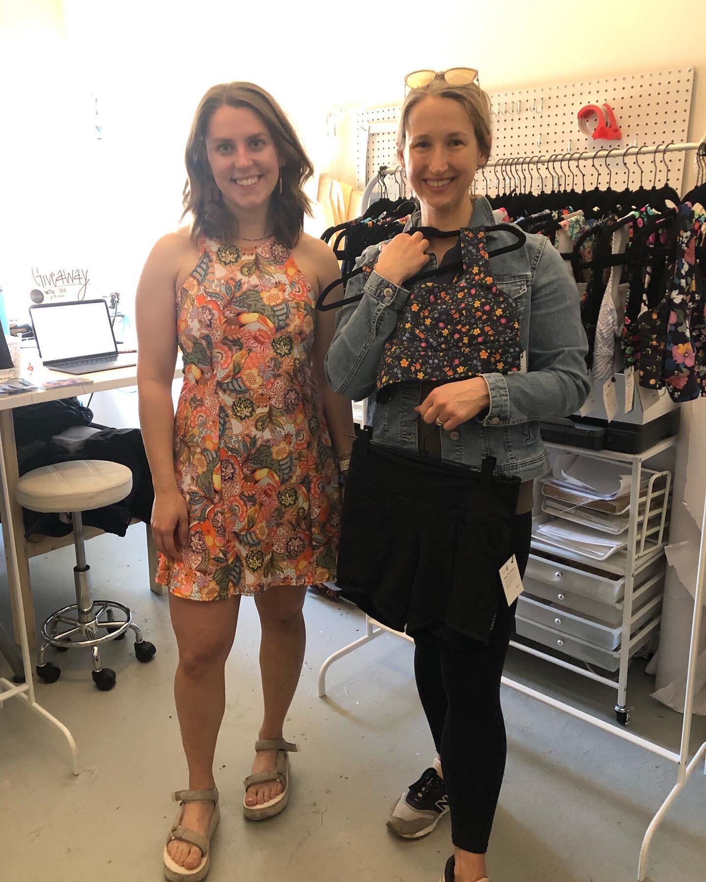 Visiting and shopping with Abby @induraathletic  Check out her women&rsquo;s athletic clothing! Great designs, made for athletic bodies, and fun fabrics! See you @northeast.fitness Featured in @outsidemagazine  Available in local running and ski shop