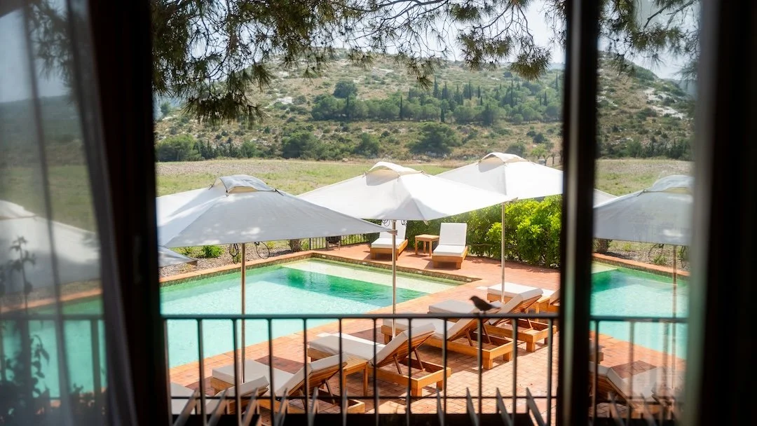 (c)MCHJLOUIS226 2.jpg