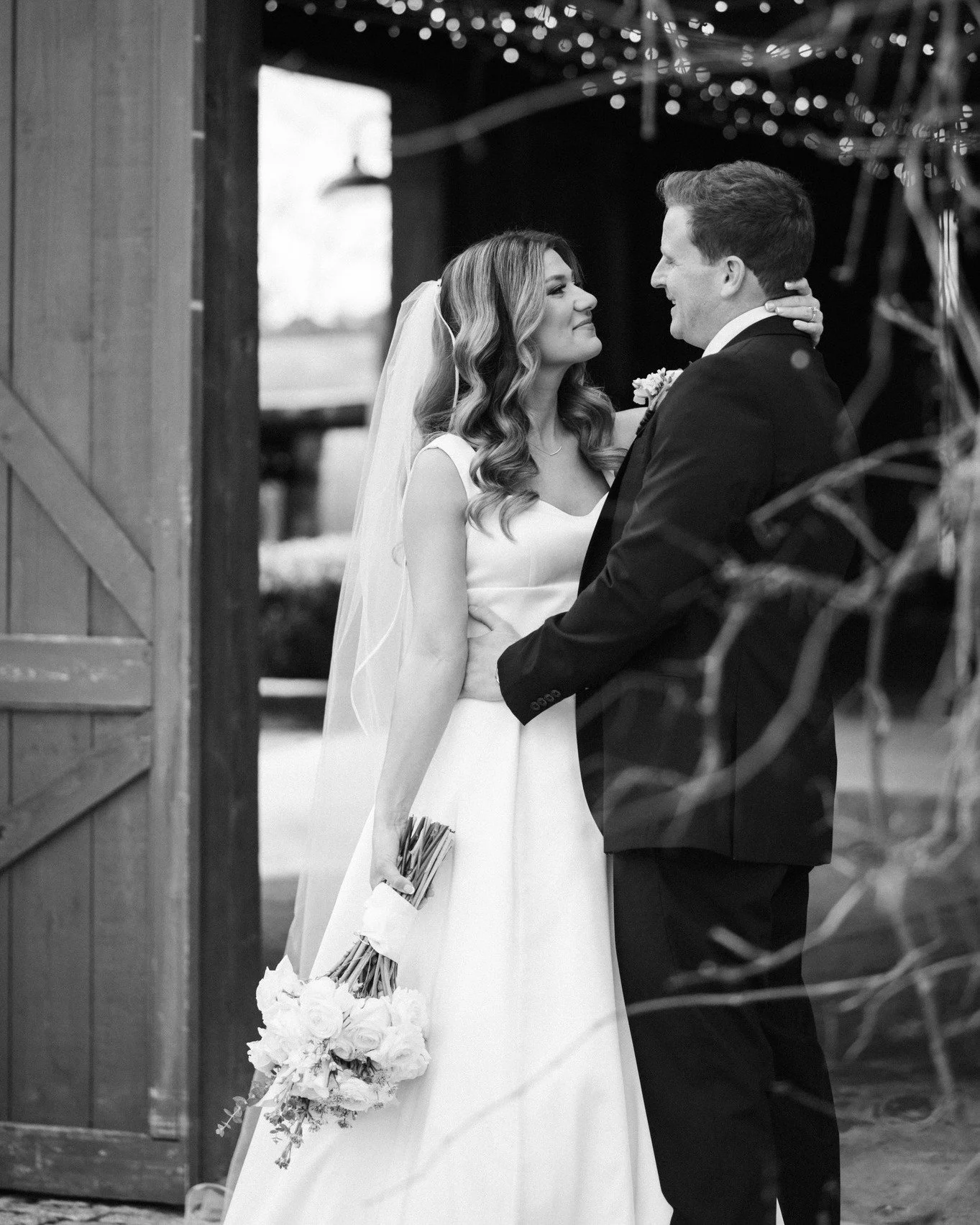 😍 Photos from our first wedding of the year back in February! Lauren &amp; Jack really set the bar high. Between the two of them (and @brittanybreenphotography doing her thing), we can&rsquo;t get enough. So yeah&hellip; we&rsquo;ll definitely be sh