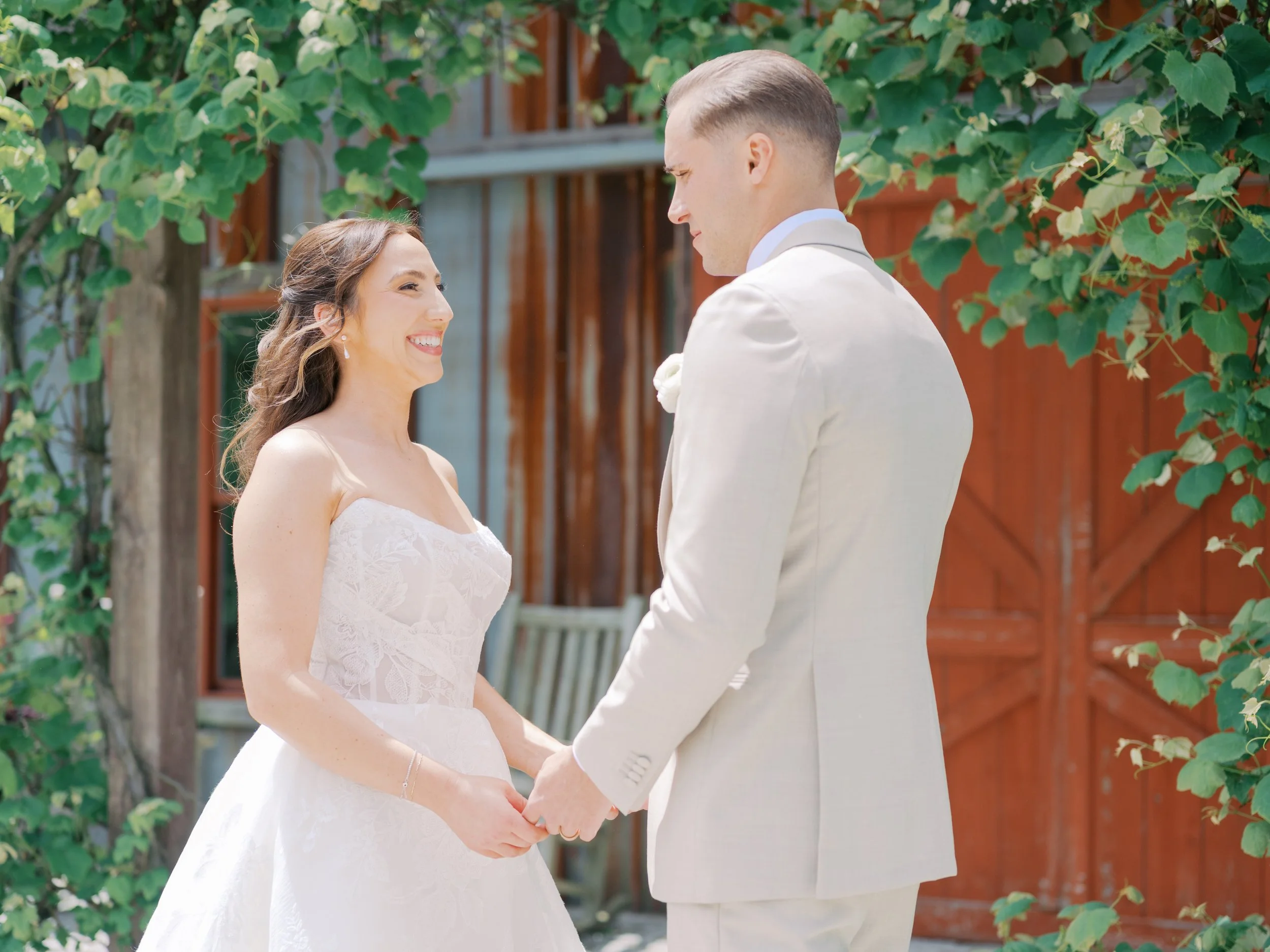 20260530-AshleyMarkWeddingSneakPeeks-0035.jpg