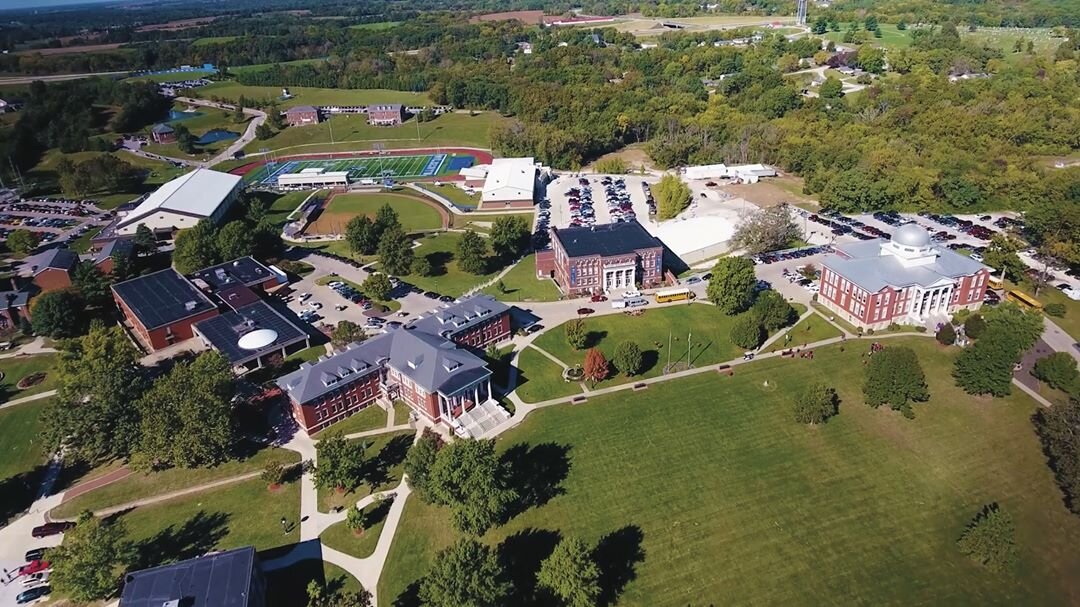 About — Oak Hill Inn & Suites