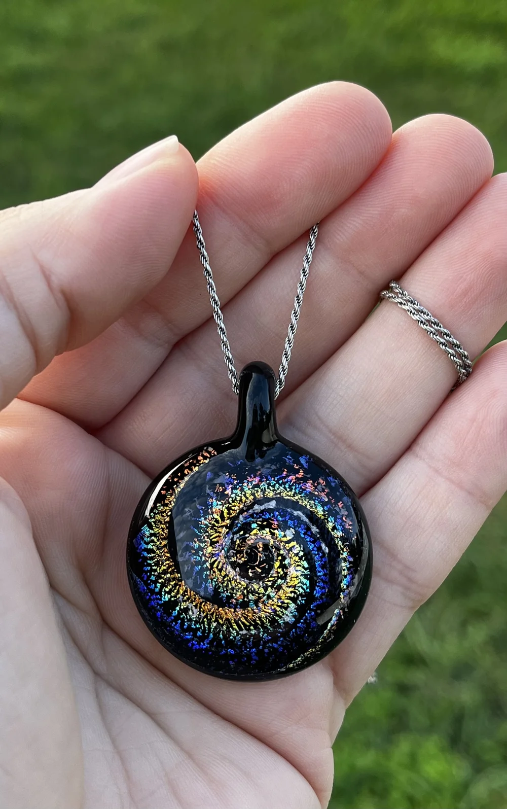 Rainbow Pendant Cremation Memorial | David Contreras Glass — David