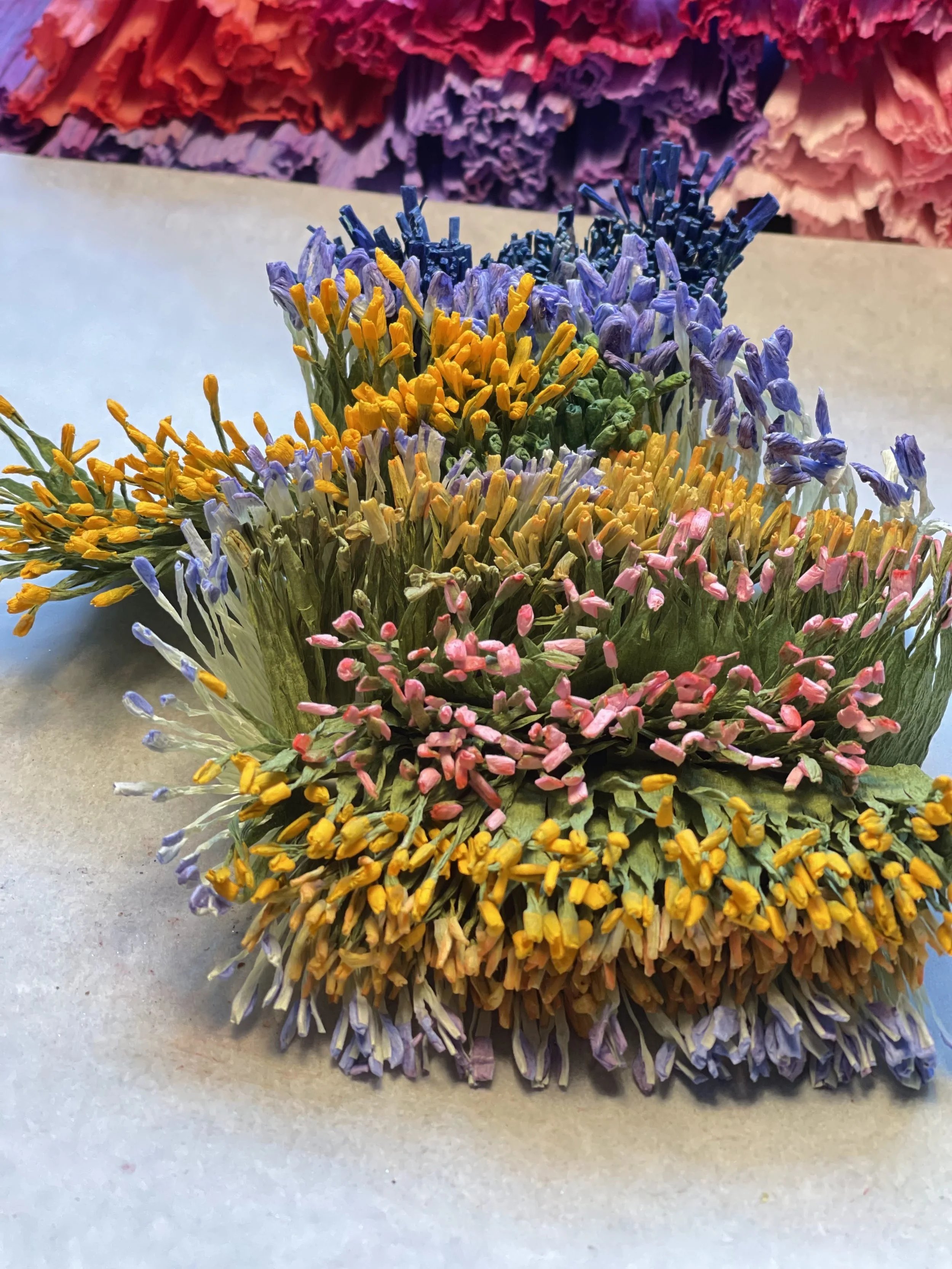 Forskellige støvdragere hvor hver enkelt er formet i hånden