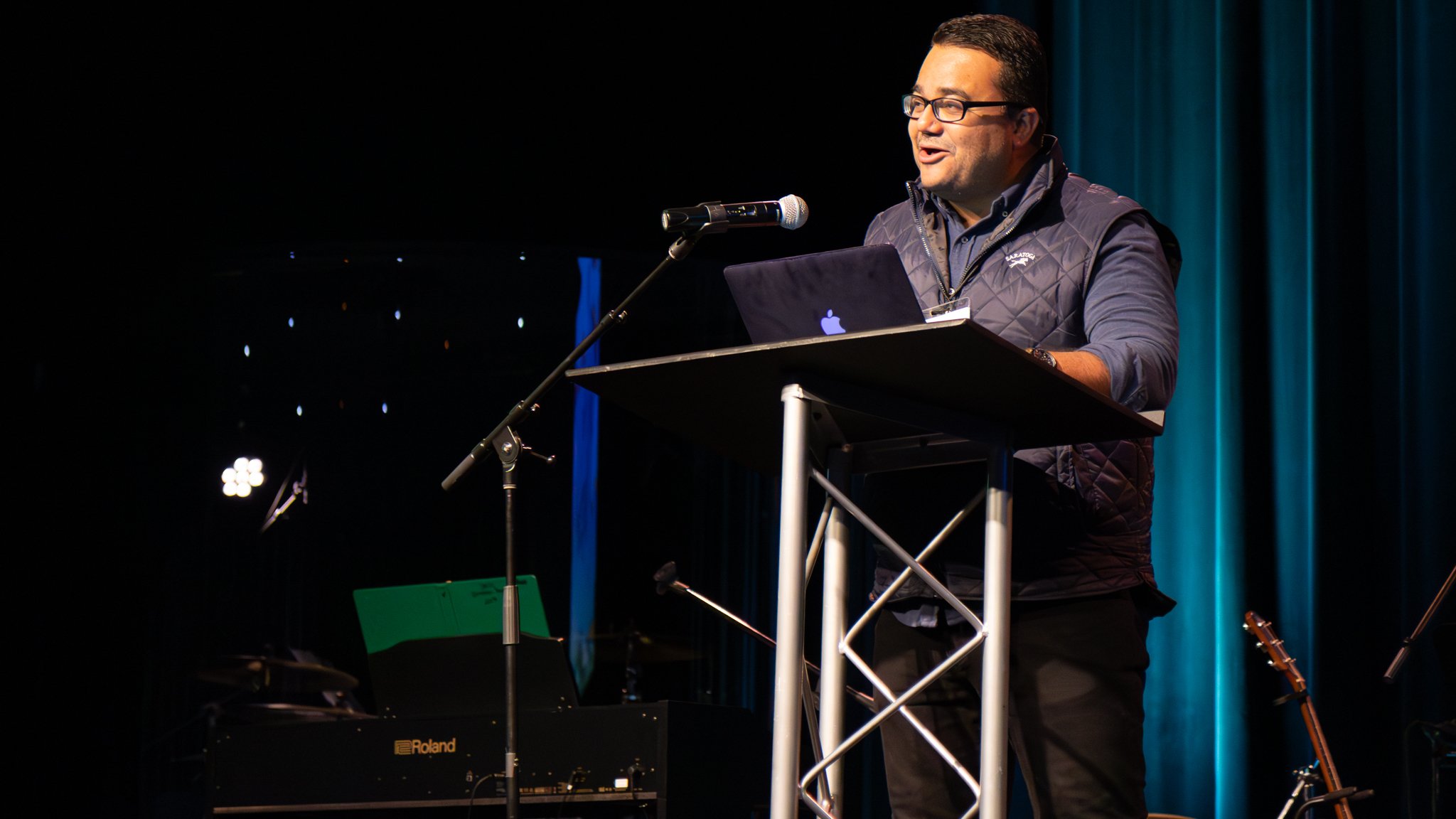 In Historic Move, New England Baptists Elect a Brazilian “Pastor With a Missionary Heart” as President