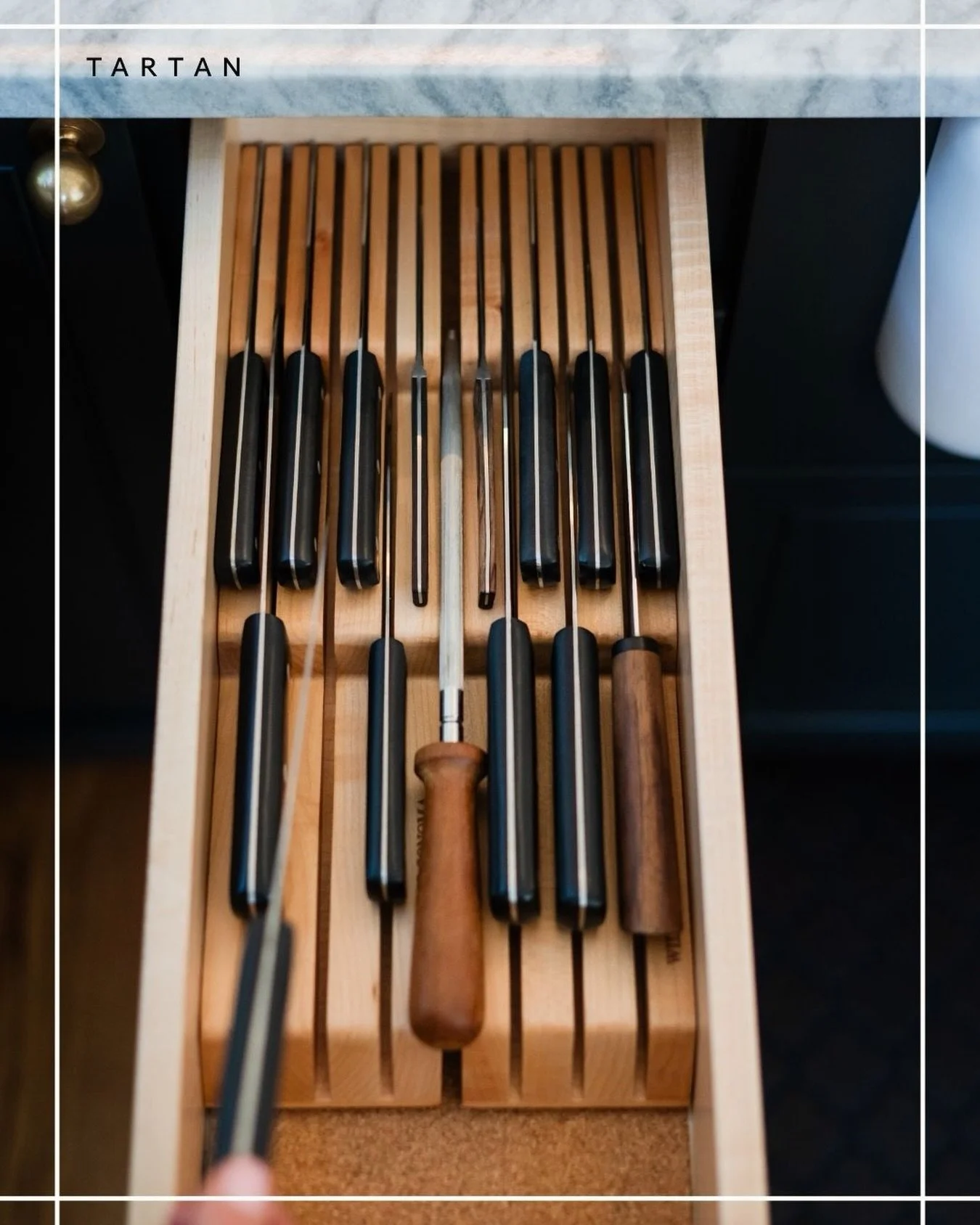 🔪 One of the simplest and best upgrades to a kitchen: the in-drawer knife block. They come in multiple sizes. Worried this won&rsquo;t fit all of your knives? It might not, but we&rsquo;ve found the kitchens of true chefs and foodies have the least 