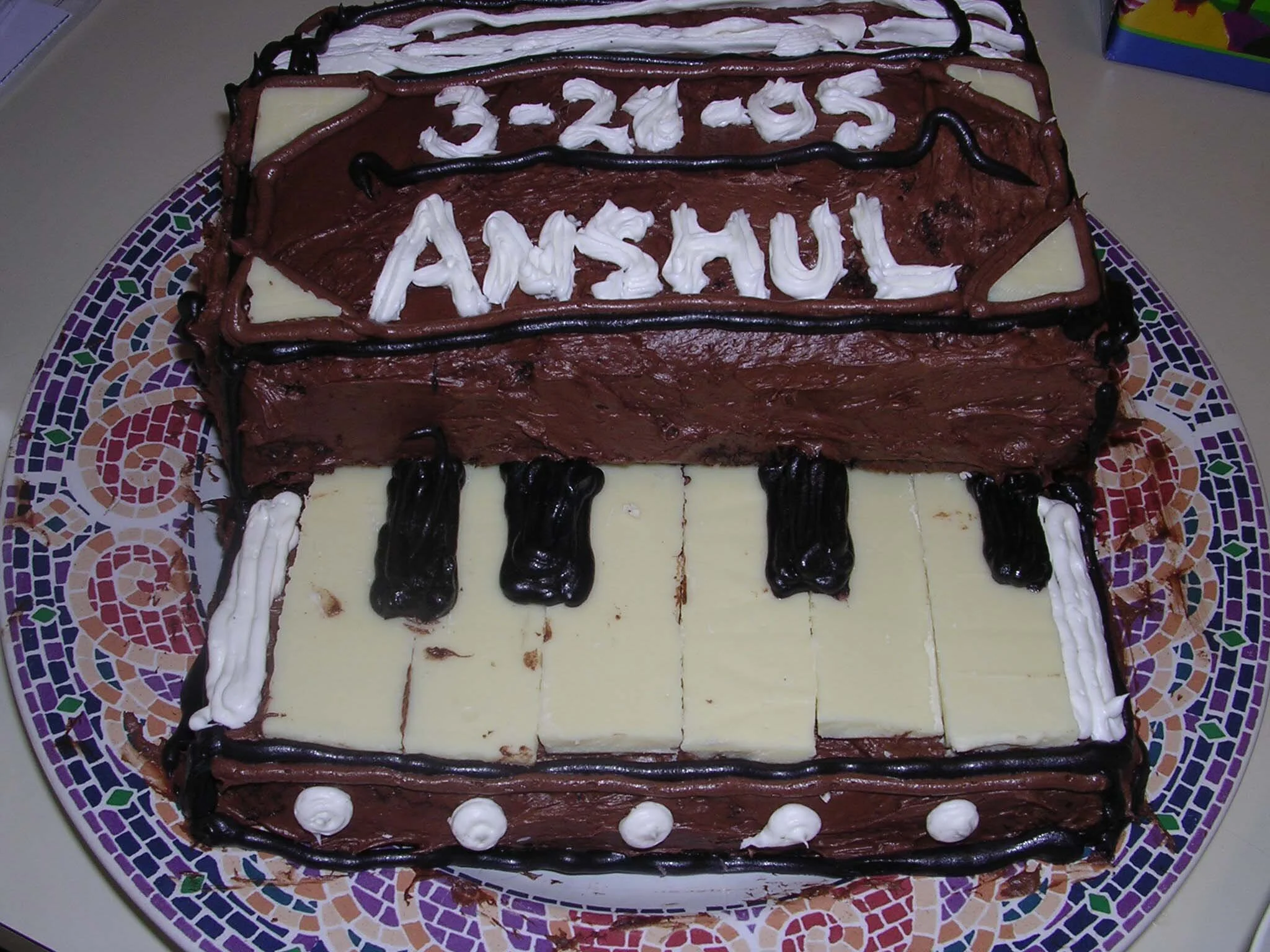 Harmonium Cake