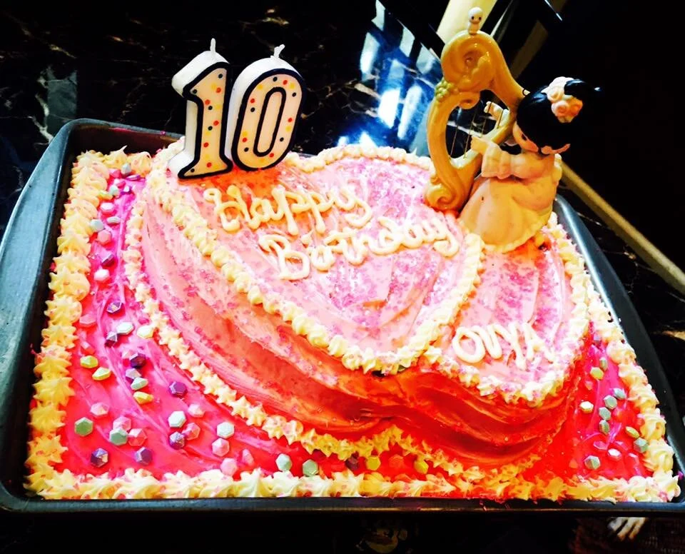 Sweetheart Harp Cake for Ovya
