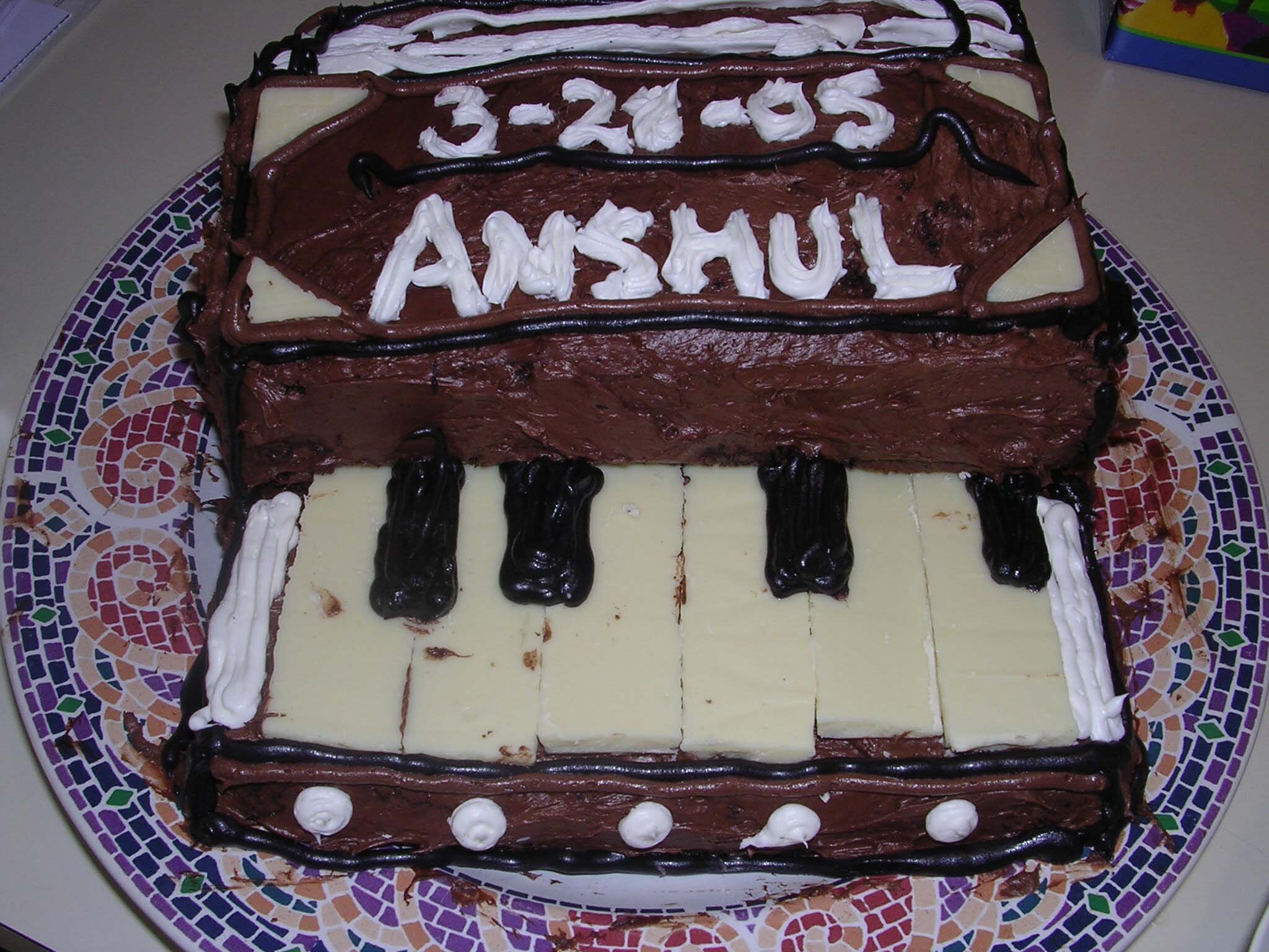 Harmonium Cake