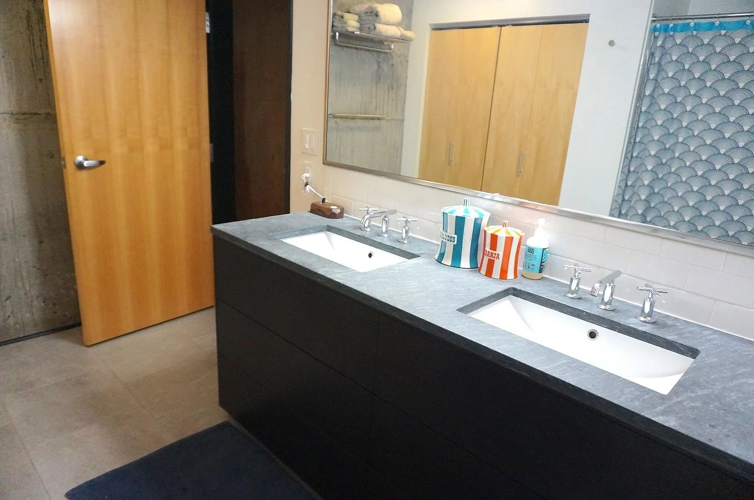 MasterBath.jpg