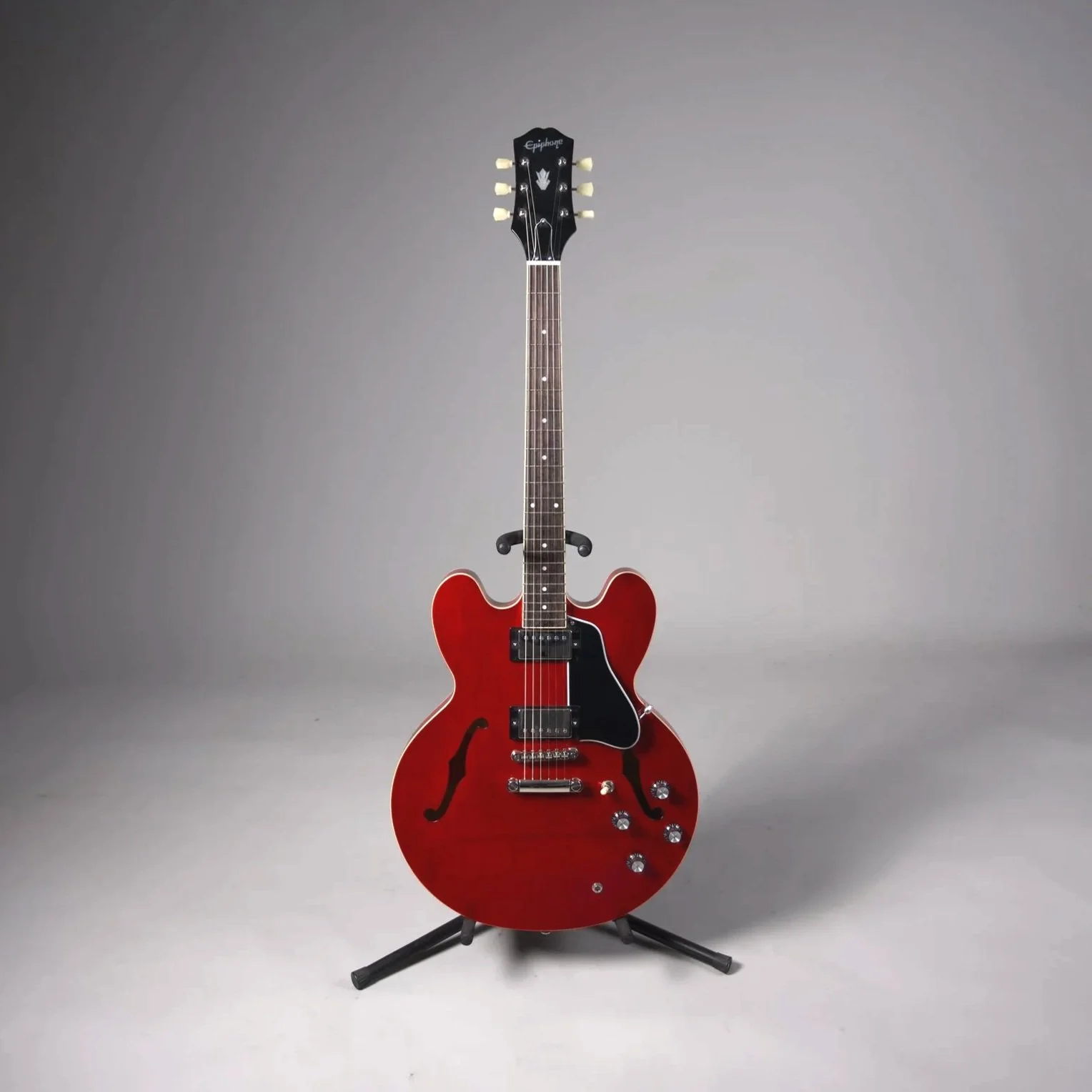 Epiphone EIES335 ES-335 Hollowbody Guitar (Used)
