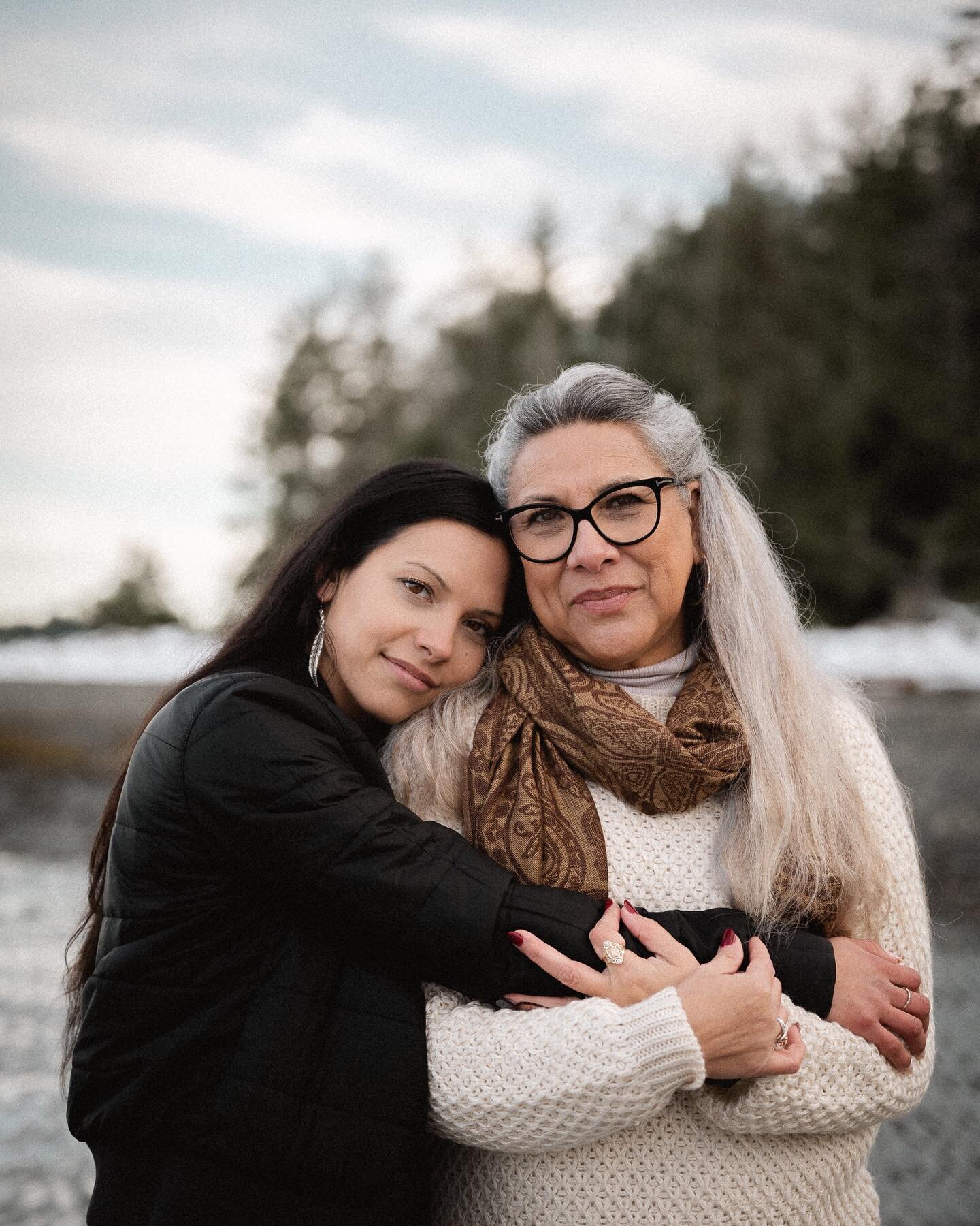 throwback to this beautiful mother + daughter session from last winter ❄️&thinsp;
&thinsp;&thinsp;&thinsp;
&thinsp;&thinsp;&thinsp;
&thinsp;&thinsp;
&thinsp;
&thinsp;
&thinsp;&thinsp;&thinsp;
&thinsp;&thinsp;&thinsp;&thinsp;&thinsp;
#campbellriver #b