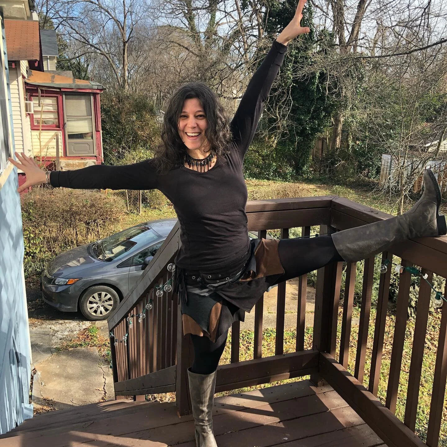 Y'all, this is how excited I am to invite you to FREE gathering (online) next week!
⚡️
This is an AMA style, let's-connect-in-real-time thing. It's nearly spring; I made a new website; we're all co-creating a new global reality. I believe in celebrat