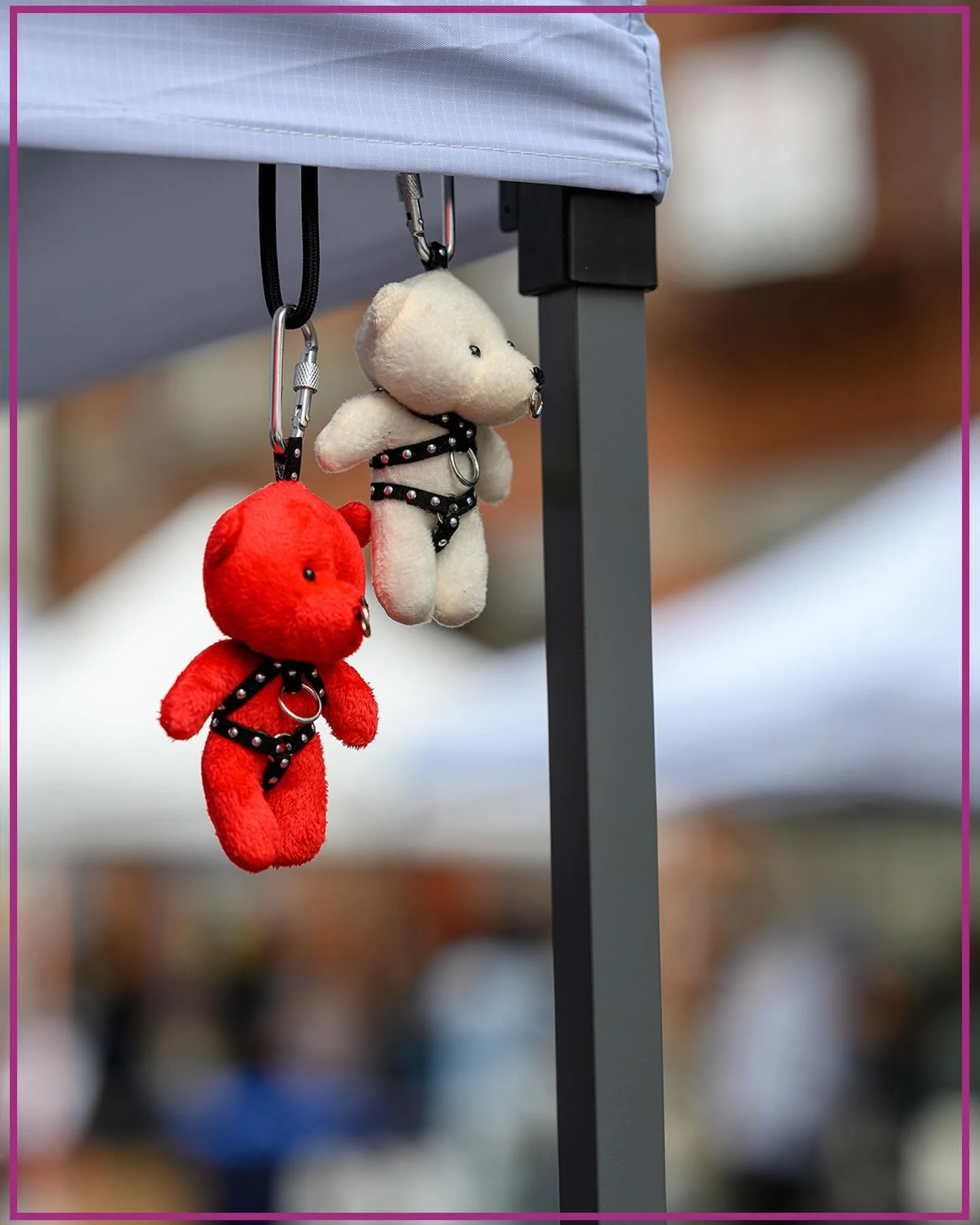 Happy New Year from Folsom Street East! 🎊📸 @pupartimus