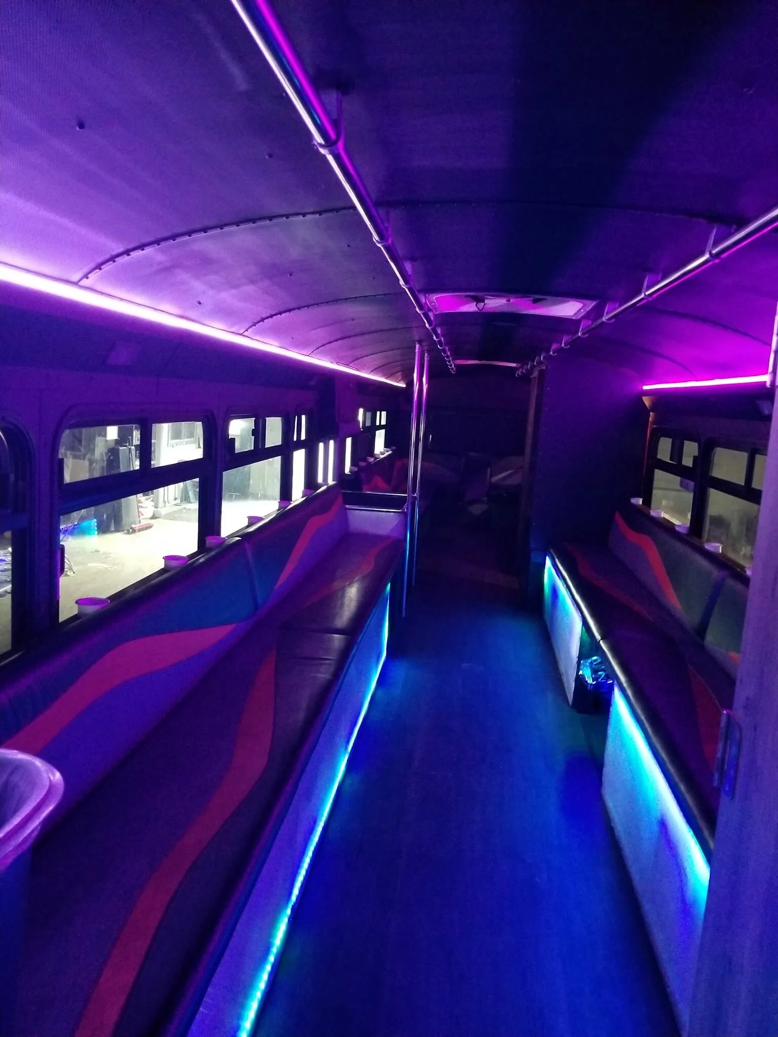 fun run party buses 13.jpg