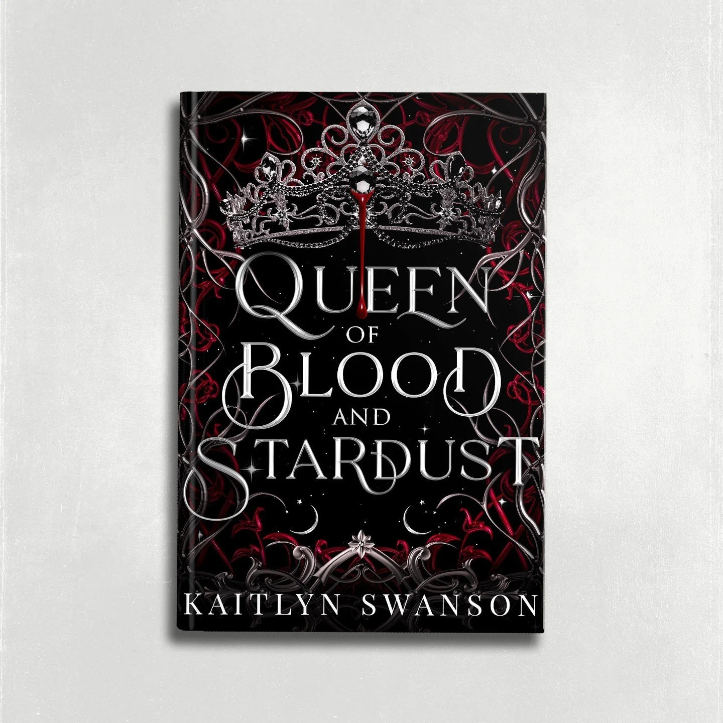 ★𝐂𝐎𝐕𝐄𝐑 𝐑𝐄𝐕𝐄𝐀𝐋★ ⁠
⁠
Queen of Blood and Stardust by @kaitlyn.swanson.author ❤️🩸⁠
⁠
⁠
⁠.⁠
.⁠
.⁠
#BookCoverDesign #CoverArt #BookishMagic #CoverReveal #BookLovers #ReadersFavorite #CustomCovers #TypographyArt #DesignInspiration #AuthorLife #V