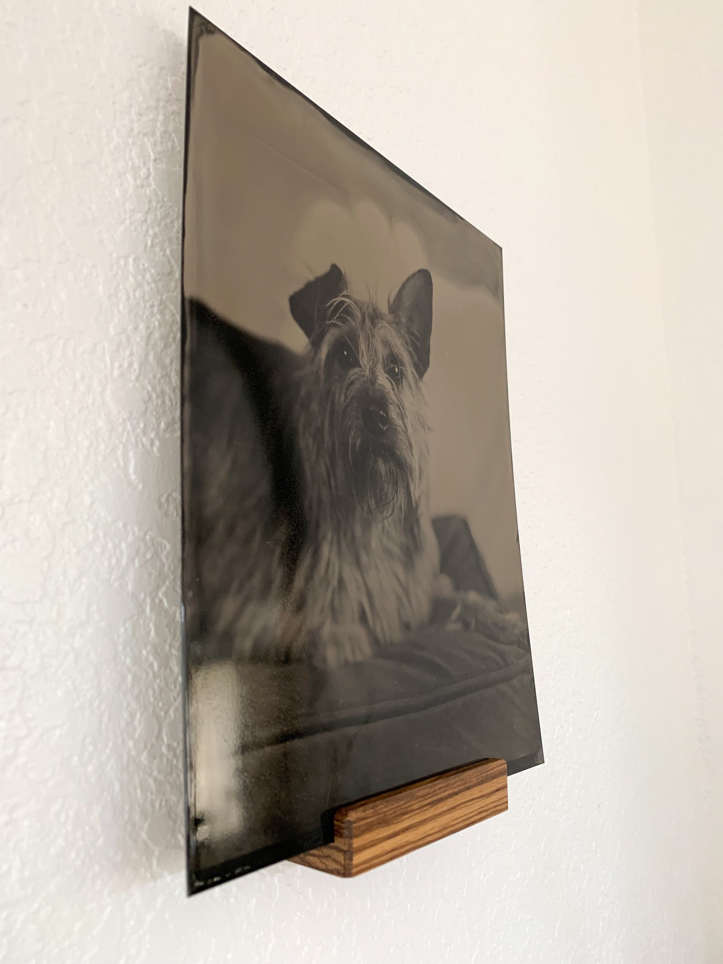 Tin wall stand 2-min.jpg
