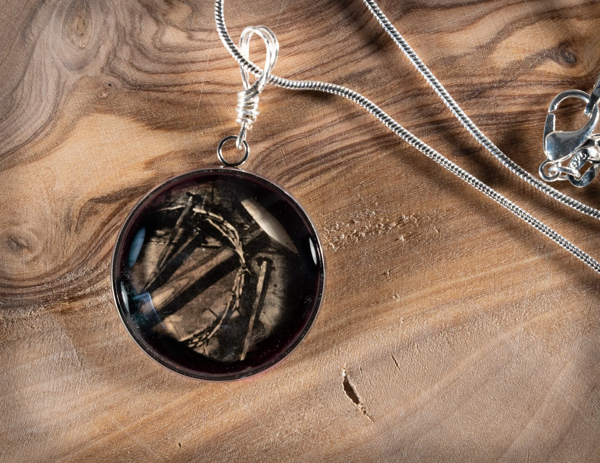 26_Crucifix_necklace-20.jpg