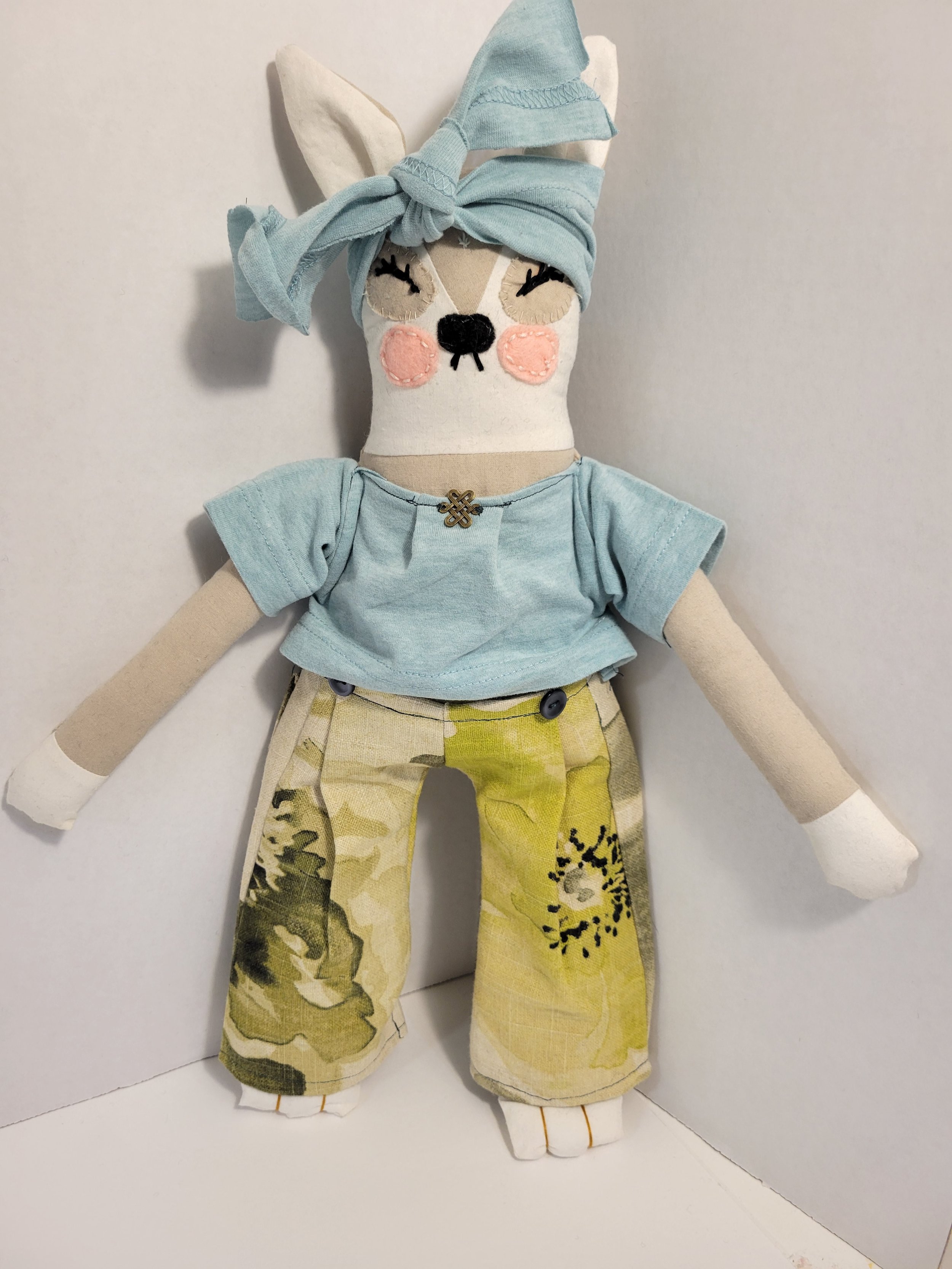 (Style 2) Fawn - Casual Outfit
