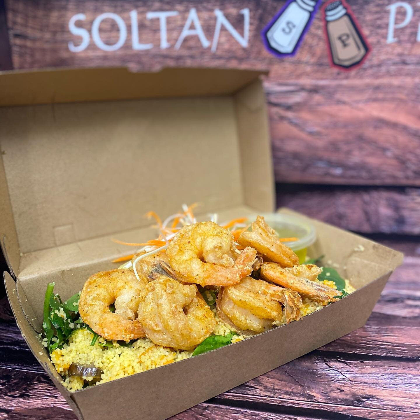 Chilli Salted Prawns!
Served on grilled vegetable couscous salad.
On the takeaway specials tonight 🥰. #comfortfood #winterwarmers #sooyummm