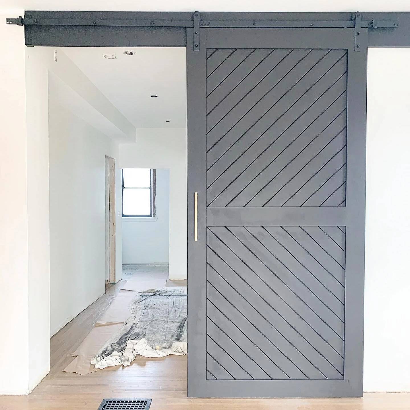 Here&rsquo;s a little throwback of when we first installed our DIY 9ft modern barn door in our master bedroom!

Ross doesn&rsquo;t show up much on my Instagram but he is the yin to my yang when it comes to house projects. I plan and design, while he 
