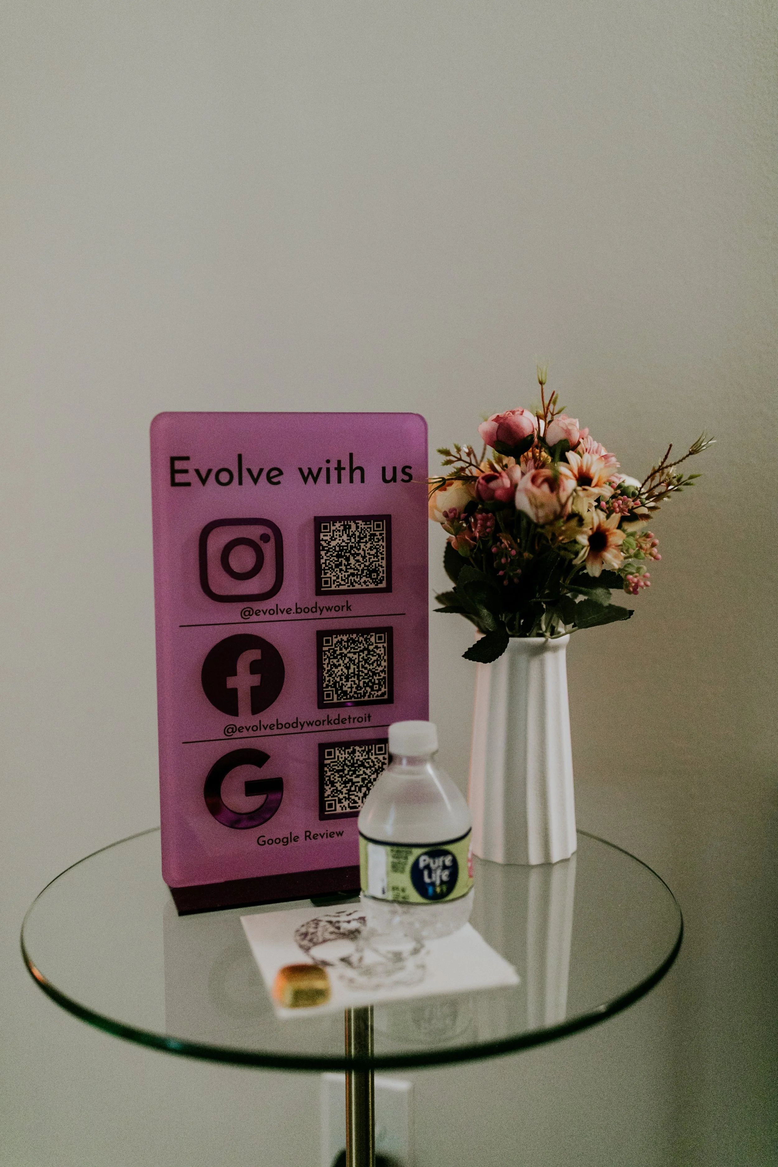 erinhannumphotography_evolvebodyworkspace-22.jpg