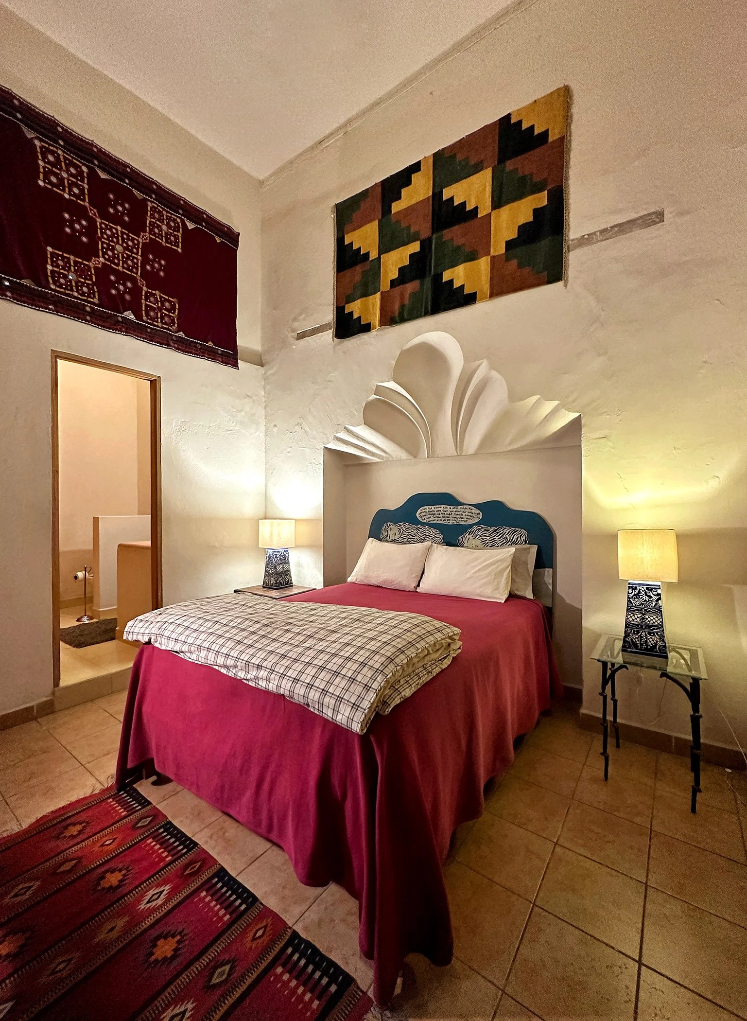 Room 2.jpg