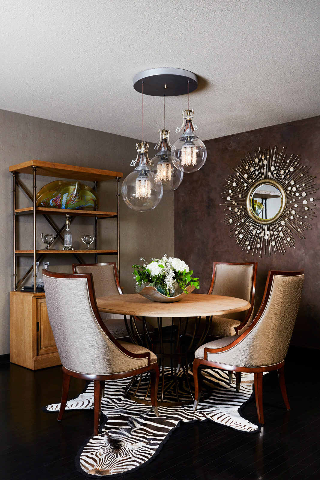 Haines_Diningroom_01.jpg