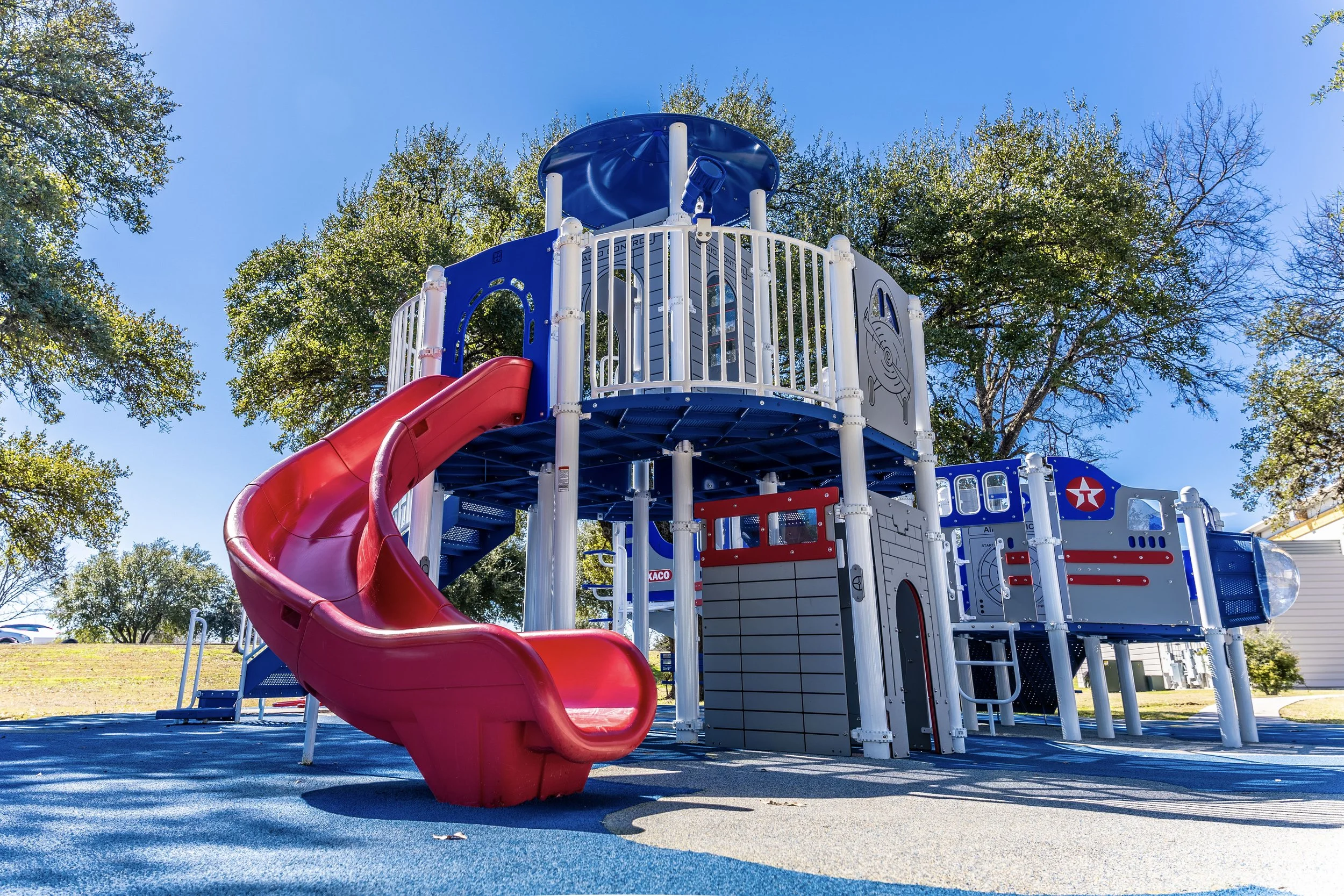 32playground, safety surfacing, slides.jpg