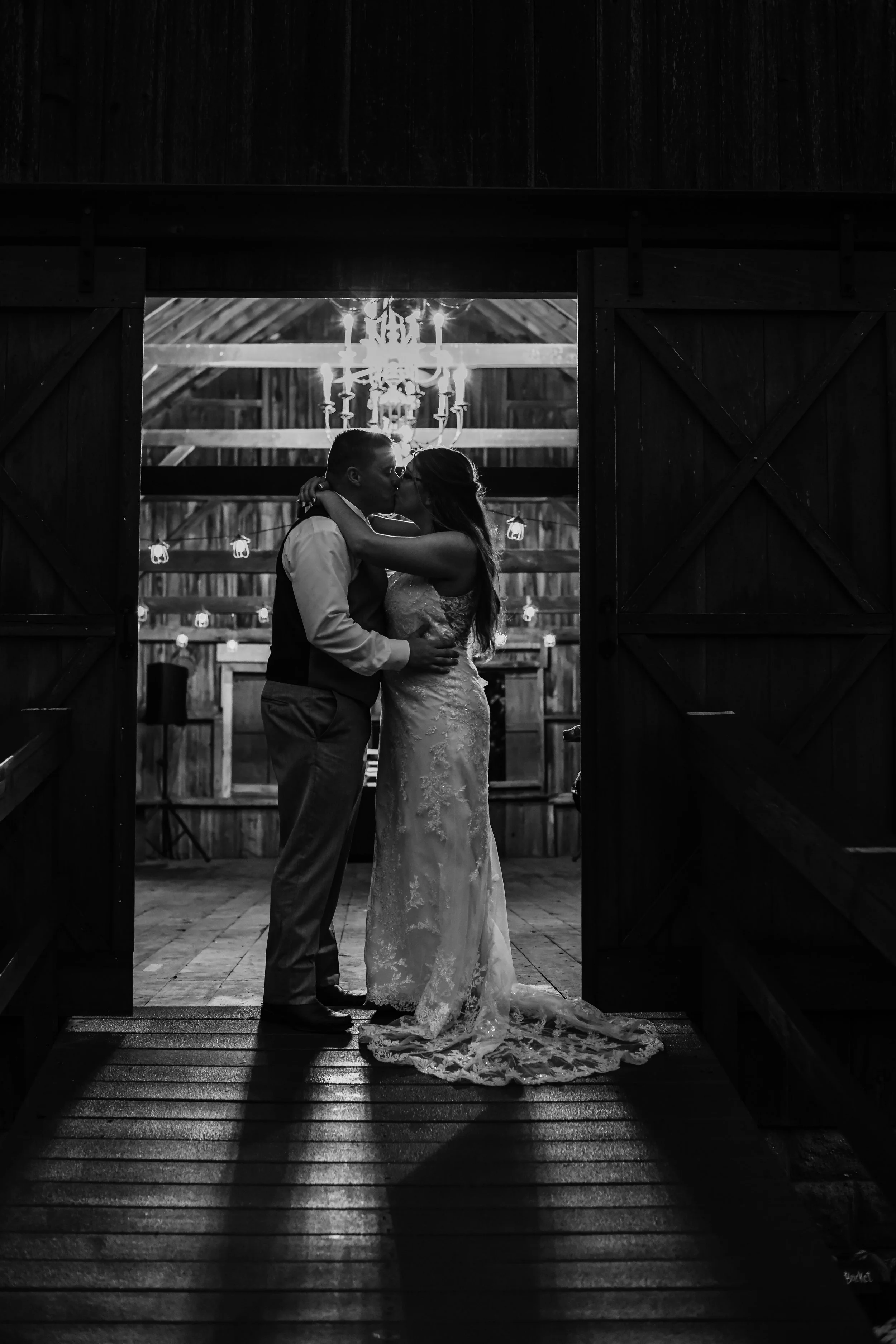 JENNYWEDDINGDONE-140.jpg