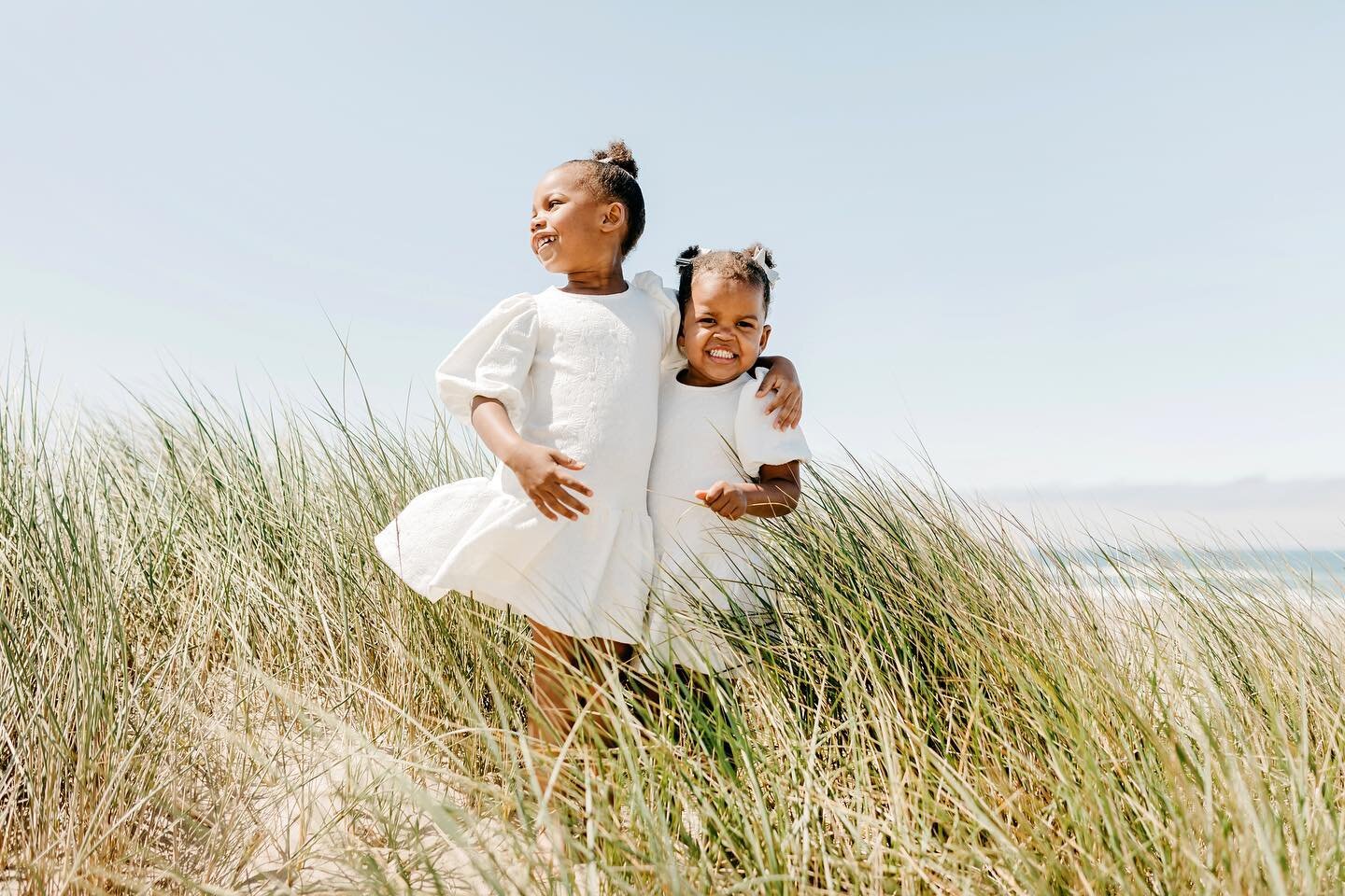 Some encounters just leave my soul lifted and my heart extra full &mdash; the Brown family shoot this weekend was definitely one of those 🤍 

Adaire reached out to me to do a studio shoot during my Studio Sessions weekend at the beginning of May! Wh