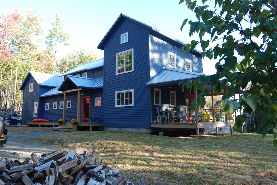 modern-farm-house-exterior.jpg