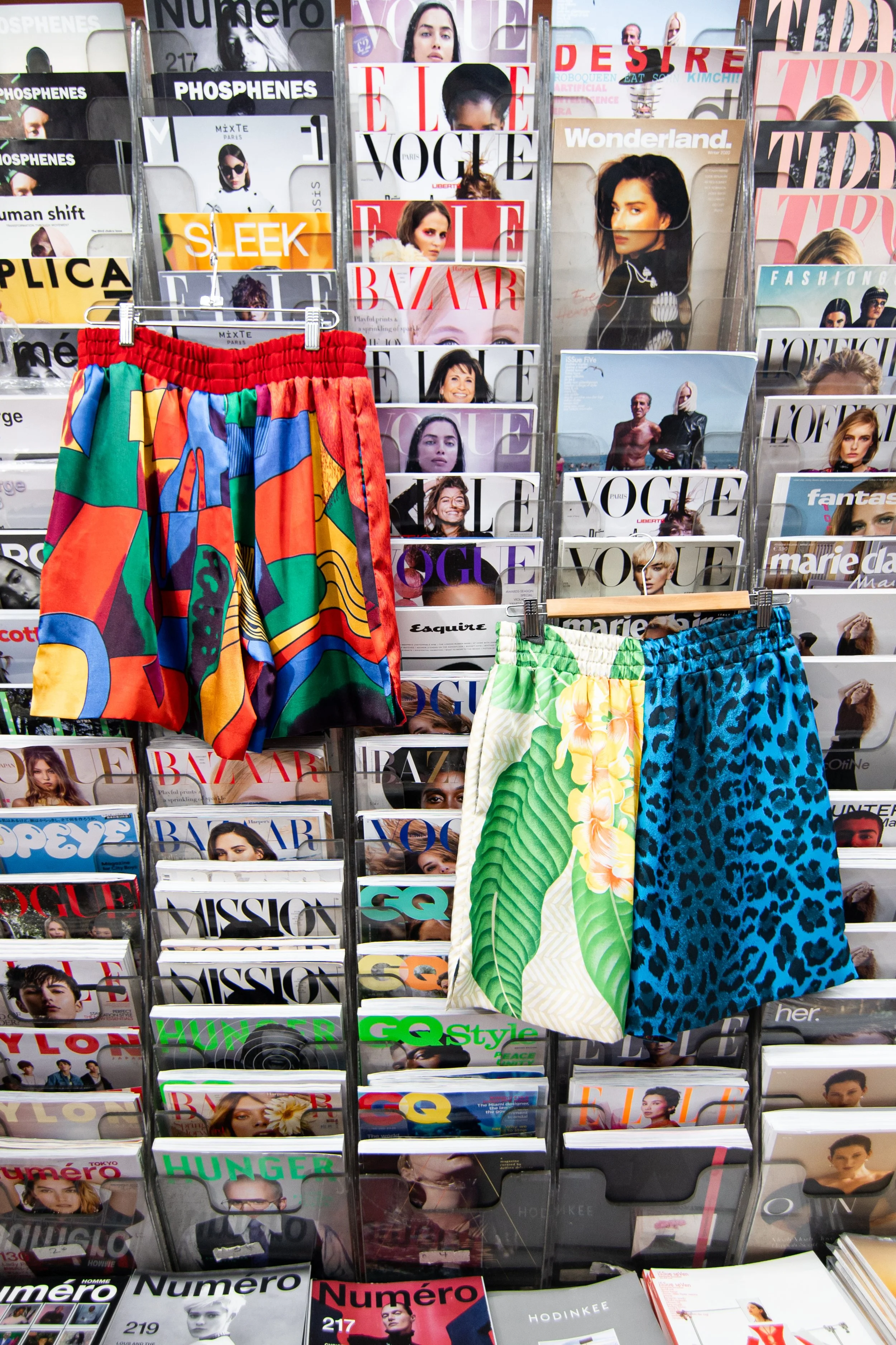 Weird English_Iconic Magazine_Luaggz_July 2021-04.jpg